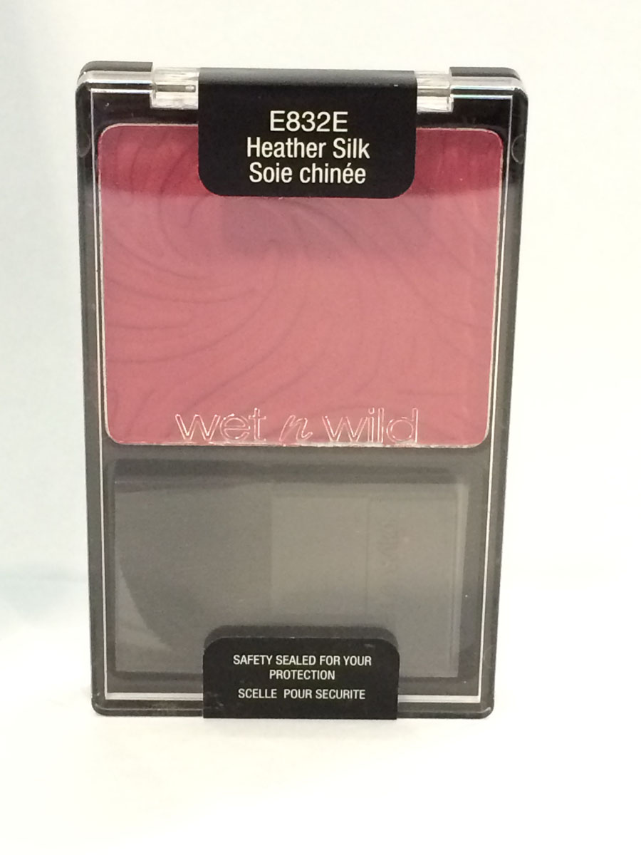 Wet n Wild Румяна Компактные Color Icon Blusher heather silk 4 грE832E Wet n Wild Румяна Компактные Color Icon Blusher heather silk 4 грE832EПоследний штрих при работе с тоном лица. Шелковая текстура румян при соприкосновении с кожей превращается в легкую, бархатистую пудру. Румяна легко наносятся и держаться в течении всего дня.