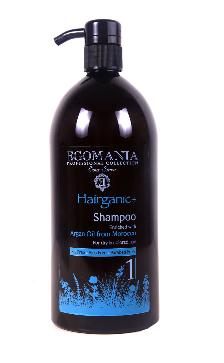 Egomania Professional Collection Шампунь Hairganic+ с маслом аргана для сухих и окрашенных волос 1000 мл1640042 Egomania Professional Collection Шампунь Hairganic+ с маслом аргана для сухих и окрашенных волос 1000 мл1640042Шампунь подходит для сухих, истонченных, ломких, окрашенных и поврежденных волос, а также для проблемной кожи головы. Основным активным ингредиентом является масло аргана, которое содержит в большом количестве витамины А, F, E, аминокислоты. Шампунь не только очищает структуру волос, но и снимает раздражение и зуд кожи головы, увлажняет волосы, делая их мягкими, послушными и блестящими. Шампунь эффективно очищает волосы и кожу головы, за счет окиси камеди и экстракта граната растворяет жирные кислоты и нормализует работу сальных желез. Входящие в состав сок листьев алоэ и масло сладкого миндаля нормализуют водный баланс.