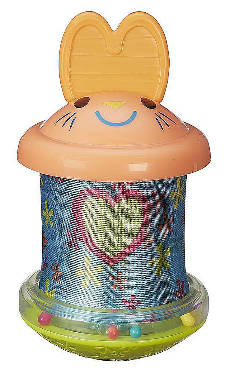 Playskool Зверюшка-Неваляшка ЗайчикB1913EU4_B2674 Playskool Зверюшка-Неваляшка ЗайчикB1913EU4_B2674Оригинальная яркая неваляшка с мордочкой зайки и поднимающимися ушками способна надолго занять любознательного малыша. Игрушку можно кидать и ронять сколько угодно, она все равно возвращается в вертикальное положение. А если сдавить неваляшку с двух сторон, она сложится, словно телескоп, и в таком виде легко поместится в сумку или даже в карман. Такую компактную игрушку удобно брать с собой в дорогу или давать малышу, который остается погостить у бабушки с дедушкой. Яркие цвета и гремящие пластмассовые капельки внутри игрушки помогут быстрее развить зрение и слух. Во время игры с неваляшкой развивается мелкая моторика рук, улучшается координация движений.