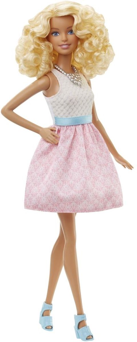 Barbie Кукла Fashionistas цвет платья розовый белыйDGY54_DGY57 Barbie Кукла Fashionistas цвет платья розовый белыйDGY54_DGY57Очаровательная куколка Barbie Fashionistas порадует вашу малышку и доставит ей много удовольствия от часов, посвященных игре с ней. Кукла с кудрявыми светлыми волосами, одета в стильное пышное платье, на ногах куколки - оригинальные голубые босоножки на каблуках. Куклы Barbie Fashionistas - это множество образов и море удовольствия! Стань модельером и подбирай новые дизайнерские решения! У кукол разный цвет волос, глаз и кожи, разные прически, разная форма лица. Им подходит любой стиль: спортивные маечки и современная высокая мода, популярные платья в горошек и блузки с принтами, богемный шик и рокерские наряды, босоножки на каблуках, балетки, кроссовки, милые ботиночки. Барби любят украшения: бусы, очки, сережки. Они могут носить челки и проборы, кудряшки и прямые волнистые волосы, быть брюнетками, блондинками и рыжими, краситься в абсолютно черный и в современный пурпурный. Собери их всех!