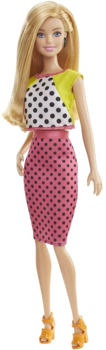 Barbie Кукла Fashionistas цвет платья розовый салатовыйDGY54_DGY62 Barbie Кукла Fashionistas цвет платья розовый салатовыйDGY54_DGY62Очаровательная куколка Barbie Fashionistas порадует вашу малышку и доставит ей много удовольствия от часов, посвященных игре с ней. Кукла с длинными светлыми волосами, одета в стильное платье в горошек, на ногах куколки - оригинальные оранжевые босоножки на каблуках. Куклы Barbie Fashionistas - это множество образов и море удовольствия! Стань модельером и подбирай новые дизайнерские решения! У кукол разный цвет волос, глаз и кожи, разные прически, разная форма лица. Им подходит любой стиль: спортивные маечки и современная высокая мода, популярные платья в горошек и блузки с принтами, богемный шик и рокерские наряды, босоножки на каблуках, балетки, кроссовки, милые ботиночки. Барби любят украшения: бусы, очки, сережки. Они могут носить челки и проборы, кудряшки и прямые волнистые волосы, быть брюнетками, блондинками и рыжими, краситься в абсолютно черный и в современный пурпурный. Собери их всех!