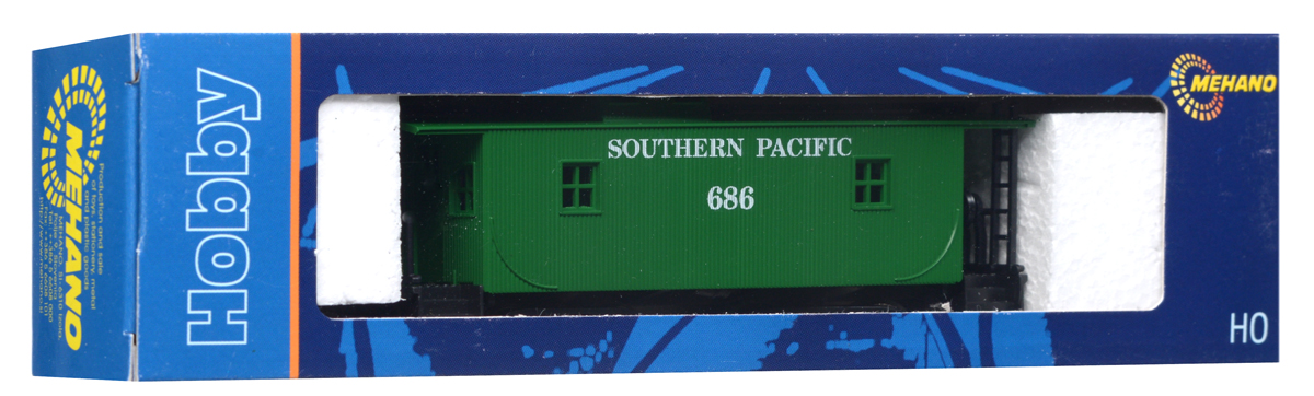 Mehano Вагон-камбуз Southern PacificT076 Mehano Вагон-камбуз Southern PacificT076Тормозной вагон Mehano Southern Pacific понравится не только ребенку, но и взрослому коллекционеру и приятно удивит вас высочайшим качеством исполнения. Тормозной вагон (бригадник) - служебный вагон в товарном поезде. В нем перевозили служебный персонал и инвентарь. Модель высоко детализирована и окрашена в соответствии со своим реальным прототипом. Корпус модели служебного вагона-камбуза для товарного поезда выполнен из пластика, колеса выполнены из металла. Вагон имеет два пластиковых крепления, благодаря которым вы сможете соединить вагончики в железнодорожный состав. Модель станет не только интересной игрушкой для ребенка, интересующегося поездами, но и займет достойное место в любой коллекции. Модель совместима с железными дорогами и поездами Mehano. Оставаясь одной из наиболее желанных игрушек для большинства мальчишек и даже взрослых коллекционеров, железная дорога Mehano с дистанционным управлением неподвластна влиянию моды и времени. Для сторонников...
