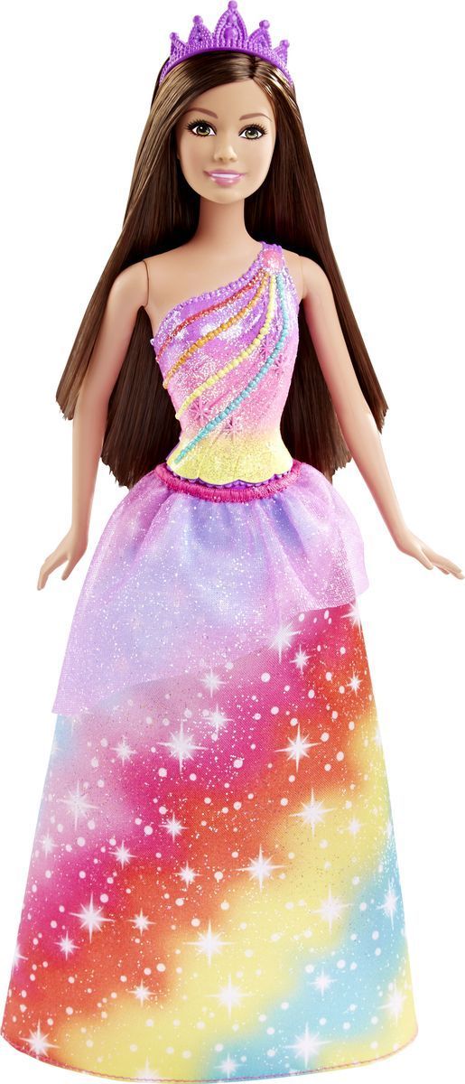 Barbie Кукла Радужная ПринцессаDHM49_DHM52 Barbie Кукла Радужная ПринцессаDHM49_DHM52Кукла Barbie Принцесса непременно обрадует вашу малышку. Куколка с длинными темными волосами одета в шикарный блестящий наряд, состоящий из пластикового топа и текстильной юбочки. У Принцессы радужный цветной рисунок на лифе и юбочке. Дополняют образ принцессы диадема и фиолетовые туфельки на каблуках. Головка, ручки и ножки Барби подвижны, что позволит придавать кукле различные позы, а длинные волосы куклы так интересно укладывать в разнообразные прически. Одежда и аксессуары подходят всем куклам-принцессам, русалкам и феям (продаются отдельно). Ваша малышка придет в восторг от такого подарка, и с удовольствием будет играть с куколкой, которая уже готова править своим королевством!