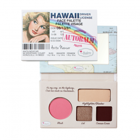 theBalm Палетка теней AutoBalm- Hawaii,7,2 гр803918 theBalm Палетка теней AutoBalm- Hawaii,7,2 гр803918Палетка теней theBalm AutoBalm California в оригинальном исполнении включает в себя основные продукты для макияжа: румяна, тени и хайлайтер. Дизайн коробочки выполнен в виде водительских прав, что не случайно, ведь палетку легко брать с собой в путь. Цветовая гамма AutoBalm California условно подобрана с учетом светлого цвета глаз. Такой компактный набор продуктов в стильной упаковке с зеркальцем, можно всегда носить с собой. Коробочка закрывается на надежный тугой магнитик. Тени и румяна theBalm, как и другие продукты данного бренда, отличаются стойкостью, легкостью нанесения и невероятным слиянием с кожей. Макияж, выполненный продуктами theBalm, будет выглядеть сногсшибательно естественно и свежо. Всего 4 универсальных оттенка можно использовать в двойном назначении: