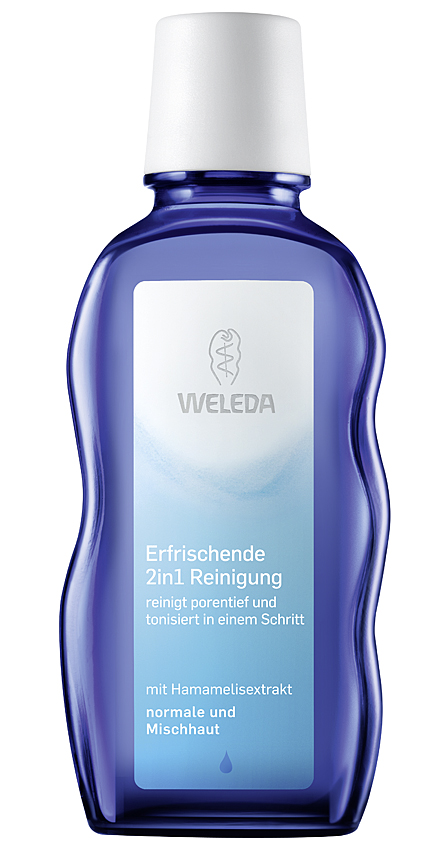 Weleda Освежающее очищающее средство 2 в 1 для лица 100 мл9572 Weleda Освежающее очищающее средство 2 в 1 для лица 100 мл9572Освежающее очищающее средство 2 в 1 За один прием нежный, как сливки лосьон, очищает нормальную и смешанную кожу, глубоко проникая в поры, и в то же время тонизирует ее. Свежий, цитрусовый аромат натуральных эфирных масел дарит удовольствие. Средство очищает и тонизирует кожу за один прием, улучшает её структуру. Комбинируется с сериями для ухода за кожей лица Weleda: Ирисовой, Миндальной, Розовой. Подходит для снятия макияжа. Кожа выглядит чистой, свежей и оптимально подготовлена для последующего ухода. При применении избегать область вокруг глаз. После применения смыть водой. Переносимость продукта подтверждена дерматологическими тестами. 100% натуральный состав. Свободен от синтетических ароматизаторов, красителей и консервантов, а также сырья на основе минеральных масел. Способ применения: взболтать перед применением. Использовать утром и вечером. Смочите средством увлажненный ватный диск и протрите лицо,избегая область глаз, шею и область декольте., Повторяйте до тех пор пока...