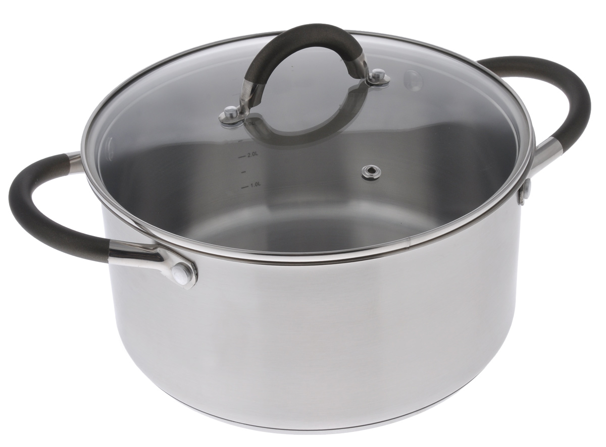 Кастрюля Miolla с крышкой, 5,6 л1005046U Кастрюля Miolla с крышкой, 5,6 л1005046UКастрюля Miolla изготовлена из высококачественной нержавеющей стали. Матовая полировка внутри и снаружи придает посуде безупречный внешний вид, увеличивает срок службы и облегчает мытье. Нержавеющая сталь отличается высокой экологической чистотой и долговечностью, устойчива к воздействию пищевых кислот, не образует соединений с компонентами пищи. Посуда имеет 3-слойное дно, которое обеспечивает быстрое и равномерное распределение тепла, обладает высокой теплопроводностью, благодаря алюминиевому слою внутри дна. Специальная форма кромки анти-дрип предотвращает разливание жидкости. Эргономичные прочные ручки выполнены из хромоникелевой стали с силиконовым антискользящим покрытием, способ крепления - на заклепках. Жаропрочная стеклянная крышка плотно прилегает к краям посуды, имеет отверстие для вывода пара, сохраняя аромат и вкус блюд. При этом можно наблюдать за готовностью пищи без потери тепла. Внутри имеются отметки литража. ...