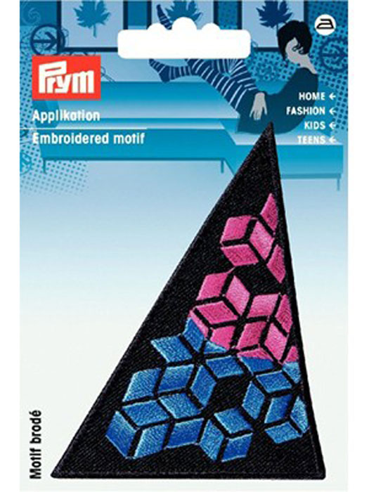 Термоаппликация Prym Графика, 8,5 см х 6,5 см7706536 Термоаппликация Prym Графика, 8,5 см х 6,5 см7706536Вышитая термоаппликация Prym Графика изготовлена из 100% полиэстера. Изделие оснащено с оборотной стороны клеящейся основой, которая без труда закрепляется при помощи утюга. Для большей надежности вы также можете пришить ее по краям, предотвращая отклеивание после многократных стирок. Термоаппликация выполнена в виде треугольника и оформлена яркой вышивкой.