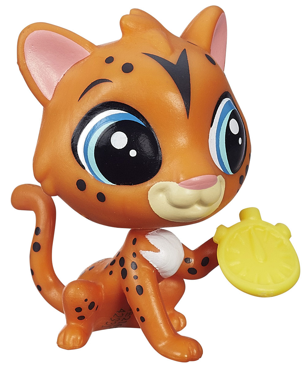 Littlest Pet Shop Фигурка Chad ChalmersA8229EU4_B2165 Littlest Pet Shop Фигурка Chad ChalmersA8229EU4_B2165Фигурка Chad Chalmers - это симпатичный маленький гепард. У Чада огромные голубые глазки, оранжевый окрас в черную крапинку и длинный хвостик. В наборе имеется и оригинальный аксессуар для гепарда - желтые часики, которые можно закрепить на фигурке. Одиночные фигурки животных из сериала Littlest Pet Shop - это множество новых персонажей, с каждым из которых вы получите уникальный аксессуар. Маленькие зверушки яркие и милые, они могут меняться аксессуарами. Порадуйте своего малыша таким замечательным подарком, и он проведет множество увлекательных часов, играя с ним и придумывая свои удивительные истории!