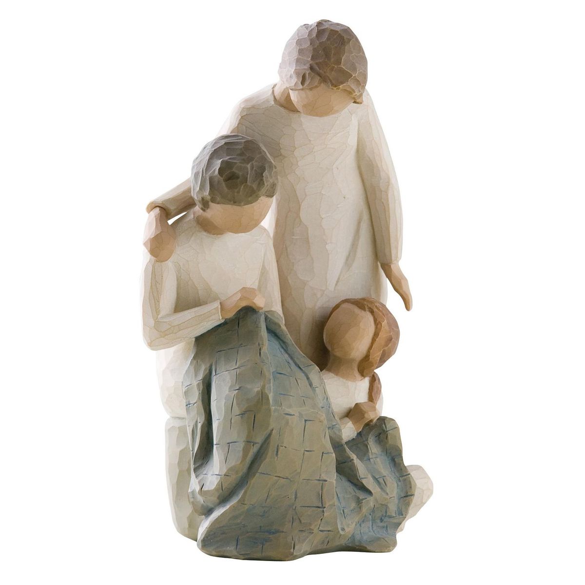 Фигурка Willow Tree Поколения, 18 см26167 Фигурка Willow Tree Поколения, 18 см26167Эти прекрасные статуэтки созданы канадским скульптором Сьюзан Лорди. Каждая фигурка – это настоящее произведение искусства, образная скульптура в миниатюре, изображающая эмоции и чувства, которые помогают нам чувствовать себя ближе к другим, верить в мечту, выражать любовь. Каждая фигурка помещена в красивую упаковку. Купить такой оригинальный подарок, значит не только украсить интерьер помещения или жилой комнаты, но выразить свое глубокое отношение к любимому человеку. Этот прекрасный сувенир будет лучшим подарком на день ангела, именины, день рождения, юбилей. Материал: Искусственный камень (49% карбонат кальция мелкозернистой разновидности, 51% искусственный камень)