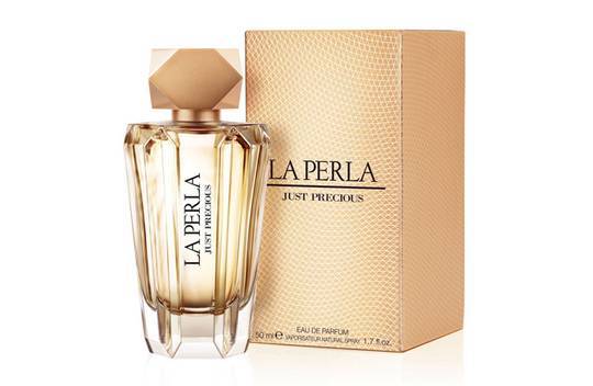 LA PERLA JUST PRECIOUS WOMAN парфюмированная вода 100МЛ12506 LA PERLA JUST PRECIOUS WOMAN парфюмированная вода 100МЛ12506Цветочные, цитрусовые. Бергамот, мандарин, цветок апельсина, ваниль, пачули, сандаловое дерево, янтарь, иланг-иланг, пион