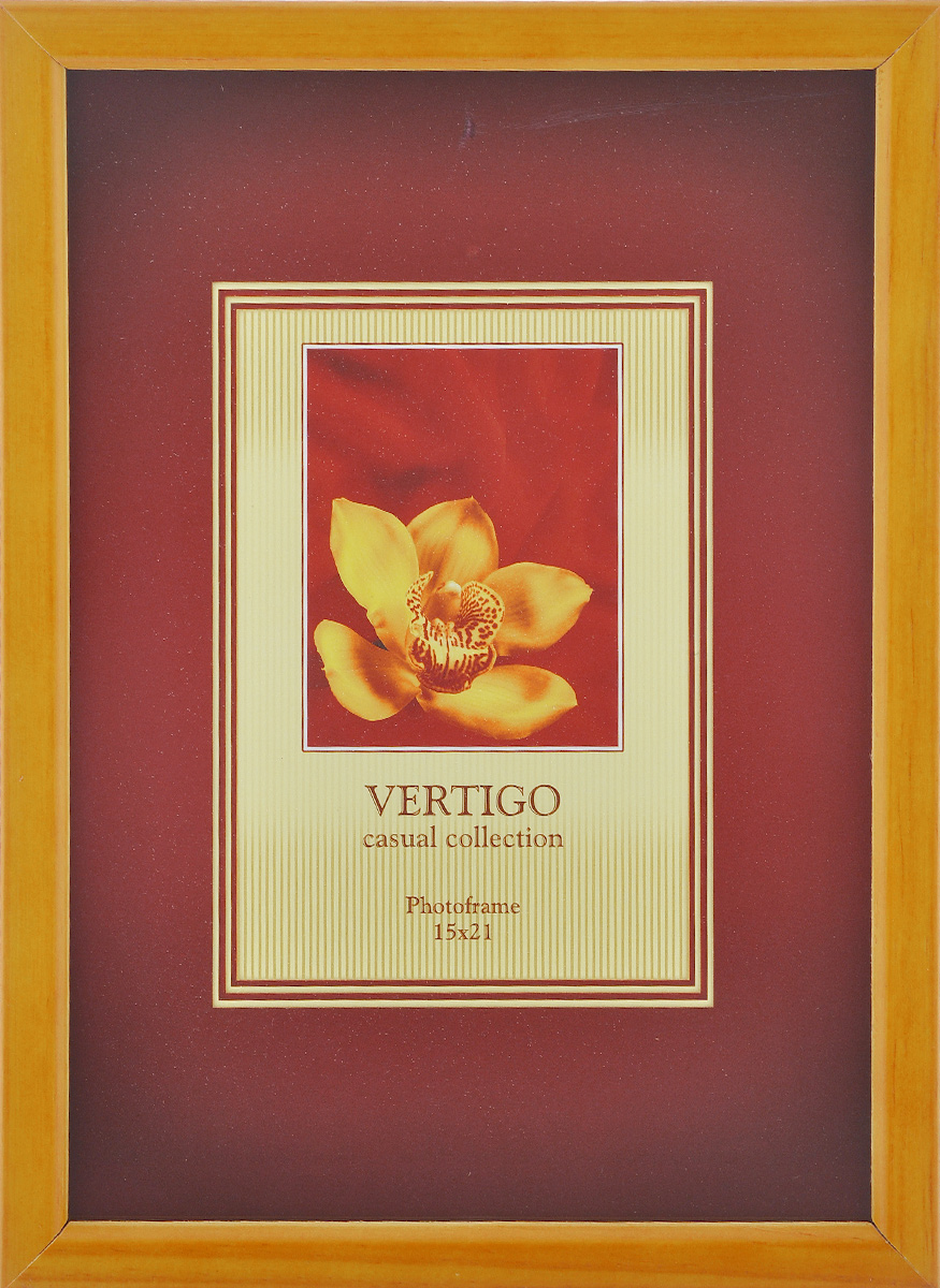 Фоторамка Vertigo Liguria, цвет: светло-коричневый, 15 см х 21 см12177 WF-014/177 Фоторамка Vertigo Liguria, цвет: светло-коричневый, 15 см х 21 см12177 WF-014/177Фоторамка Vertigo Liguria выполнена в классическом стиле из натурального дерева и стекла, защищающего фотографию. Оборотная сторона рамки оснащена специальной ножкой, благодаря которой ее можно поставить на стол или любое другое место в доме или офисе. Также на изделие имеются два специальных отверстия для подвешивания. Такая фоторамка поможет вам оригинально и стильно дополнить интерьер помещения, а также позволит сохранить память о дорогих вам людях и интересных событиях вашей жизни. Размер фотографии: 15 см х 21 см.