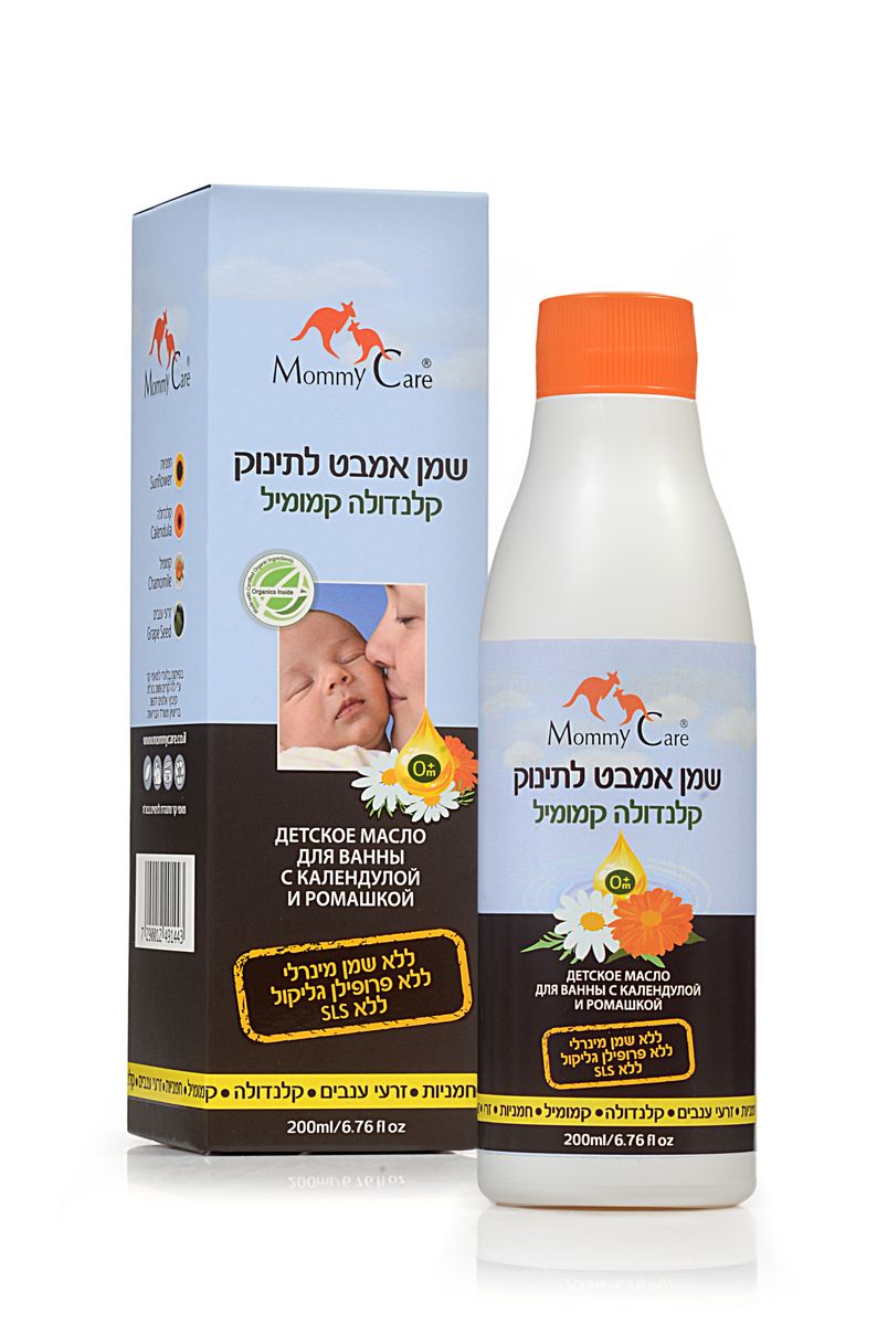 Mommy Care Детское масло для ванны с календулой и ромашкой 200 мл1771 Mommy Care Детское масло для ванны с календулой и ромашкой 200 мл1771Тонкая чувствительная кожа новорожденного требует тщательного и нежного ухода. Специальное масло с календулой и ромашкой для детских ванночек Mommy Care способствует сохранению естественного баланса тонкой детской кожи и защищает ее от обезвоживания. Оно содержит только растительные органические масла: масло подсолнечника, календулы, ромашки и виноградных косточек, известные своими защитными, восстанавливающими и увлажняющими свойствами. Особая формула позволяет маслу равномерно распределяться в воде в виде мельчайших пузырьков, не образуя масляных пятен на поверхности воды. Ежедневное применение масла помогает предотвратить раздражения и покраснения кожи и справиться с имеющимися. Масло не содержит пропиленгликоля, минеральных масел, парабенов, а также синтетических отдушек и красителей. В составе масла отсутствуют арахисовое и соевое масла, которые могут вызывать аллергические реакции. Ежедневное применение масла помогает предотвратить раздражения и покраснения кожи и...