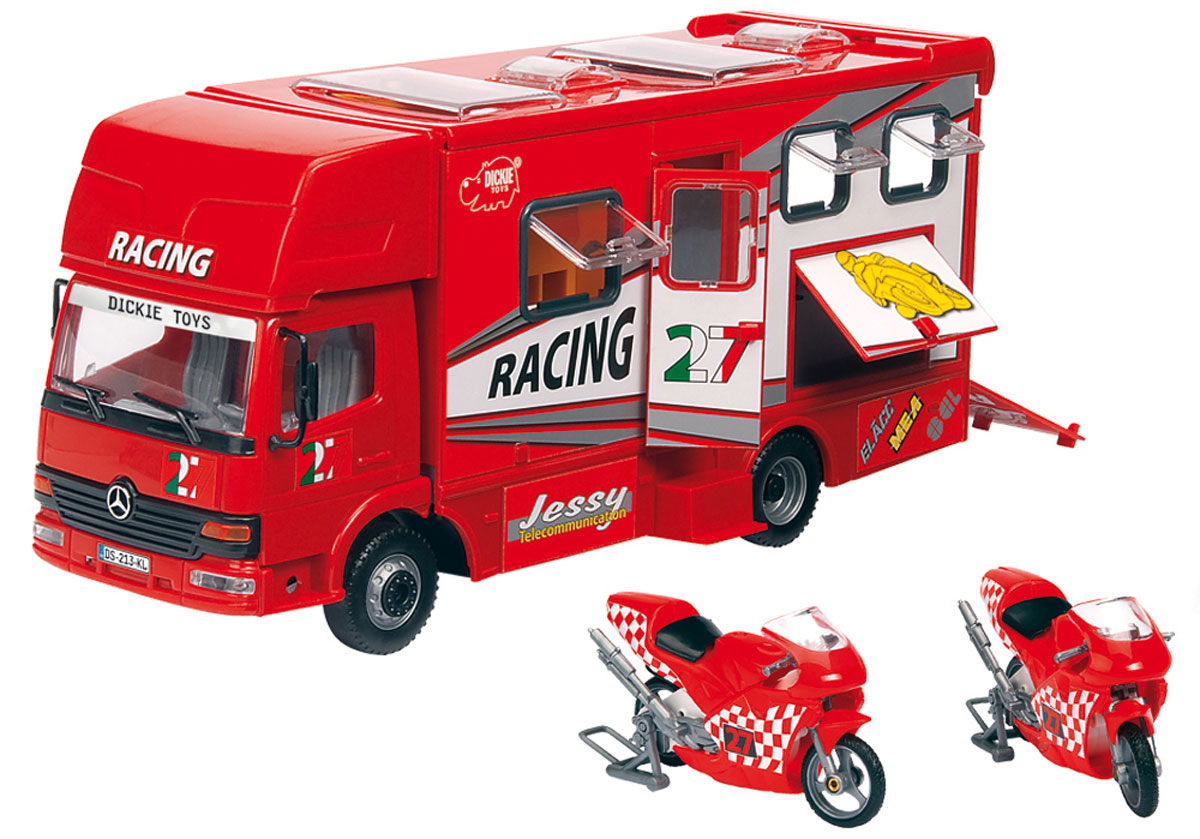 Dickie Toys Трейлер для мотогонок c 2 мотоциклами цвет красный3414861_красный Dickie Toys Трейлер для мотогонок c 2 мотоциклами цвет красный3414861_красныйТрейлер Dickie Toys непременно понравится вашему ребенку. Игрушка выполнена из прочного пластика в виде трейлера для мотогонок. Кабина водителя наклоняется вперед, задняя стенка машины откидывается, превращаясь в трап. Крыша трейлера сдвигается назад, открывая доступ в оборудованную комнату отдыха. У модели открываются двери, окна и 2 люка в крыше. Колеса игрушки свободно вращаются. В комплект входят 2 пластиковых мотоцикла, прорезиненные колеса которых имеют свободный ход, а также 2 подставки для них. С такой игрушкой ваш малыш будет часами занят увлекательной игрой. Порадуйте его таким замечательным подарком!