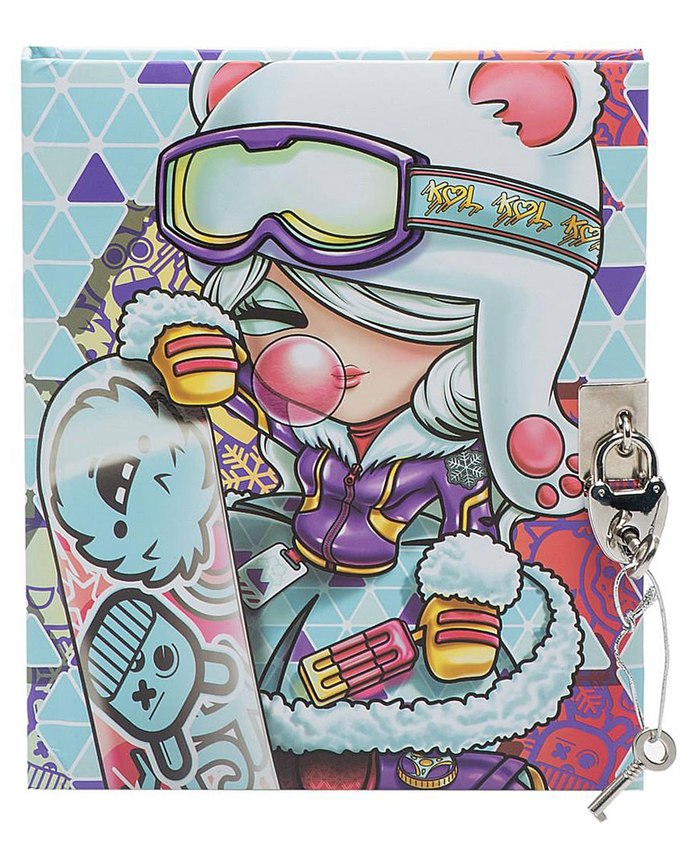 Kimmidoll Записная книжка Инди ГоуKLS195 Kimmidoll Записная книжка Инди ГоуKLS195Записная книжка Инди Гоу с оригинальным дизайном будет гармонично сочетаться с обстановкой рабочего стола стильной модницы. Необычная обложка с твердым переплетом и настоящим железным замочком. К замочку прилагаются два ключика. Под обложкой имеется место для записи личных данных владельца записной книжки. Внутренний блок содержит 80 разлинованных в полоску листов. Стильная и яркая записная книжка для заметок надежно сохранит все самые важные записи, мечты, воспоминания или даже лекции. Замечательный подарок для девушек, которые всегда что-то любят записать и хранить от всех в тайне.