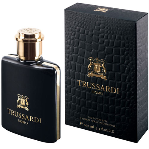 Trussardi Uomo Men Туалетная вода, 50 мл11465 Trussardi Uomo Men Туалетная вода, 50 мл11465Оригинальная мужская композиция Uomo от дома моды Trussardi была выпущена в 1983 году. Ее автором стала Beatrice Piquet. Главная роль в великолепном кожаном парфюме отведена отлично выделанной горячей коже, смягченной душистыми медовыми мотивами. Благодаря обилию пряных трав стартует аромат немного резко, одеколонисто, но быстро успокаивается в объятьях тмина и дубового мха. Чудесные переливы специй завораживают сложной игрой оттенков. Особую глубину композиции придают чувственные альдегиды, чтобы в итоге застыть чудесной сладковато-дымной кожей. Композиция: можжевеловые ягоды, лаванда, тмин, альдегиды, базилик, бергамот, майоран, белый кедр, мед, роза, ирис, корица, ветивер, гвоздика, бобы тонка, мускус, лабданум, дубовый мох, кожа, пачули. Товар сертифицирован.