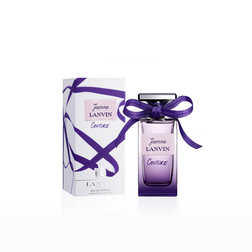 Lanvin Jeanne Couture Woman Парфюмерная вода, 50 мл11529 Lanvin Jeanne Couture Woman Парфюмерная вода, 50 мл11529Lanvin Jeanne Couture адресован молодым девушкам и получил изысканную парфюмерную композицию с ярко выраженными водянистыми и цветочными нотами, созданную парфюмером Domitille Bertier. Классификация аромата : Древесные, мускусные, цветочные. Водяные ноты, малина, цветок фиалки, магнолия, пион, кедр, мускус. Самый популярный вид парфюмерной продукции на сегодняшний день - парфюмерная вода. Это объясняется оптимальным балансом цены и качества - с одной стороны, достаточно высокая концентрация экстракта (10-20% при 90% спирте), с другой - более доступная, по сравнению с духами, цена. У многих фирм парфюмерная вода - самый высокий по концентрации экстракта вид товара, т.к. далеко не все производители считают нужным (или возможным) выпускать свои ароматы в виде духов. Как правило, парфюмерная вода всегда в спрее-пульверизаторе, что удобно для использования и транспортировки. Так что если духи по какой-либо причине приобрести нельзя, парфюмерная...
