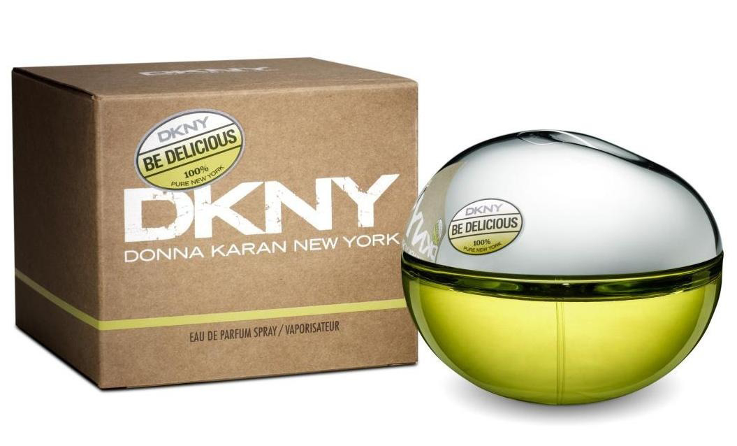 DKNY Be Delicious Woman Парфюмерная вода, 30 мл3122 DKNY Be Delicious Woman Парфюмерная вода, 30 мл3122Яркий, свежий, энергичный, чувственный и волнующий женский аромат Be Delicious от Donna Karan - квинтэссенция дерзкой сияющей личности и очарования, исходящего от Donna Karan, в достойной оправе! Классификация аромата : Цветочные, древесные, мускусные. Грейпфрут, магнолия, огурец, ландыш, роза, тубероза, фиалка, яблоко, амбра, древесина. Самый популярный вид парфюмерной продукции на сегодняшний день - парфюмерная вода. Это объясняется оптимальным балансом цены и качества - с одной стороны, достаточно высокая концентрация экстракта (10-20% при 90% спирте), с другой - более доступная, по сравнению с духами, цена. У многих фирм парфюмерная вода - самый высокий по концентрации экстракта вид товара, т.к. далеко не все производители считают нужным (или возможным) выпускать свои ароматы в виде духов. Как правило, парфюмерная вода всегда в спрее-пульверизаторе, что удобно для использования и транспортировки. Так что если духи по какой-либо причине...