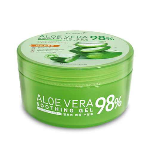 Konad Гель для лица Аллое 98% iloje Flobu ALOE VERA SOOTHING GEL 300 млIF-AVG300 Konad Гель для лица Аллое 98% iloje Flobu ALOE VERA SOOTHING GEL 300 млIF-AVG300Гель аллое 98% Без алкоголя, консервантов, парабенов Успокаивающий гель, содержащий 98% чистого алоэ, улучшает капиллярное кровообращение, глубоко увлажняет кожу, снимает отечность, защищает от УФ лучей. В его состав входит экстракт розы, фресия, жасмина, лилии, нарцисса, лотоса. Способ применения: Наносить крем на очищенную кожу лица, шеи, тела до полного впитывания.