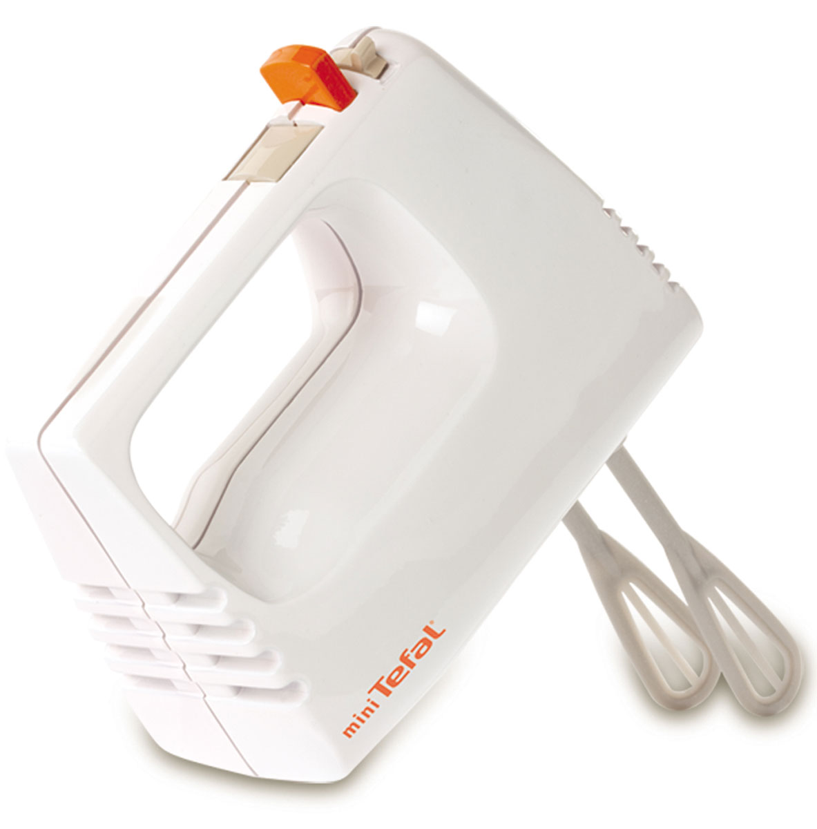 Smoby Мини-миксер Tefal24548 Smoby Мини-миксер Tefal24548Миксер Tefal, изготовленный из пластика представляет собой уменьшенную копию настоящего миксера. С таким миксером ваш ребенок сможет почувствовать себя настоящим кулинаром, и все его игрушки будут накормлены вкусными кремами и коктейлями. Миксер снабжен кнопочкой, при нажатии которой он начинает работать. Во включенном состоянии у миксера крутятся лопасти, и он имитирует звук работы настоящего миксера. Порадуйте свою малышку таким замечательным подарком.