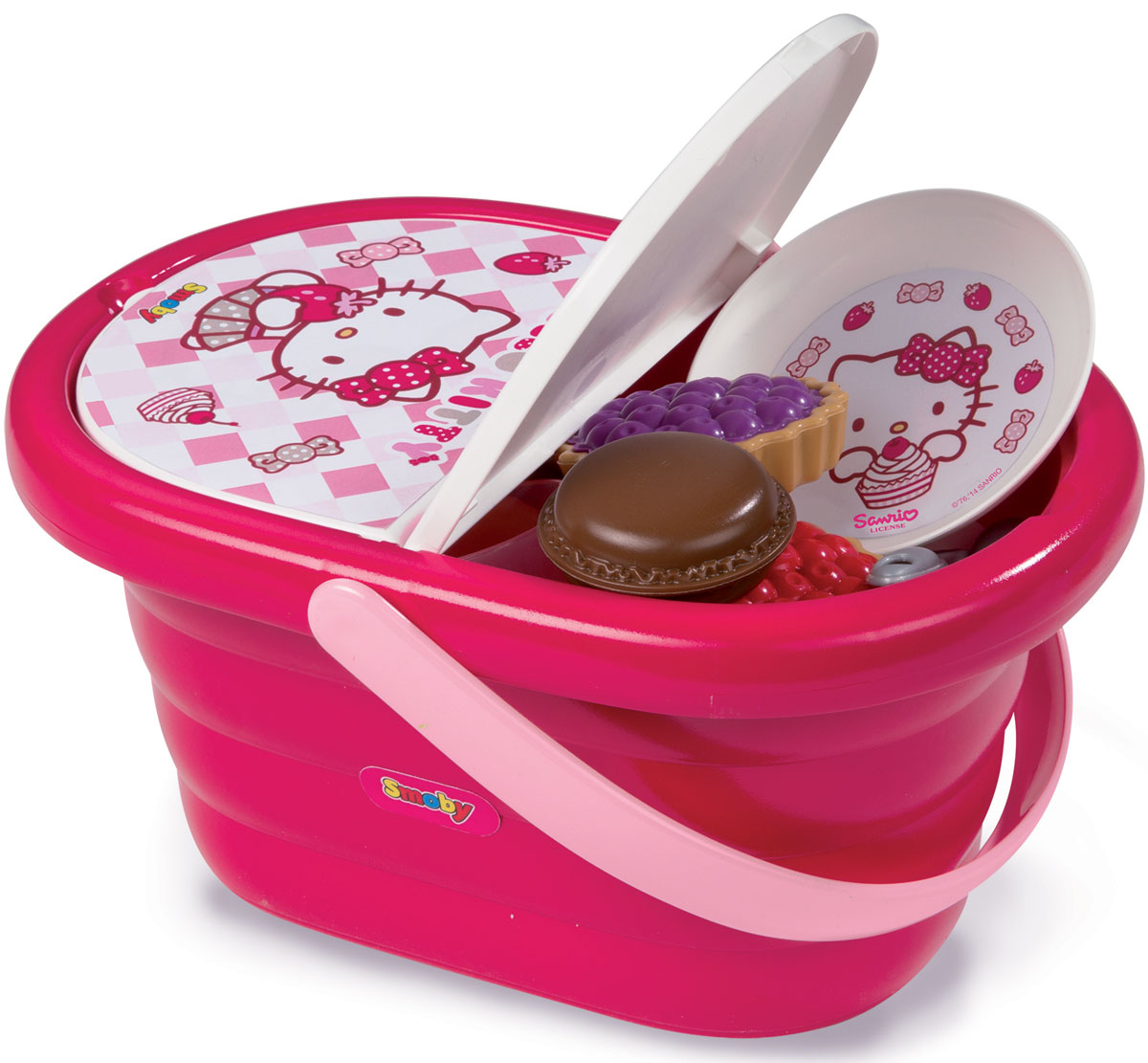 Smoby Набор посуды в корзине для пикника Hello Kitty24084 Smoby Набор посуды в корзине для пикника Hello Kitty24084Набор детской посуды Hello Kitty несомненно, привлечет внимание вашей малышки и не позволит ей скучать. Набор посуды рассчитан на три персоны. В набор входят: ложечки, вилки, ножи, тарелочки, стаканчики, кружки, молочник, сахарница и пирожные. Элементы набора выполнены из яркого пластика и оформлены изображениями всеми любимой кошечки Китти. Посуда упакована в корзинку для пикника. Корзина дополнена крышкой и удобной ручкой. С этим аксессуаром так удобно переносить посуду из комнаты в комнату или отправиться на природу для пикника на свежем воздухе! С этим набором маленькая хозяйка будет часами занята игрой и сможет устроить для своих кукол незабываемое чаепитие.