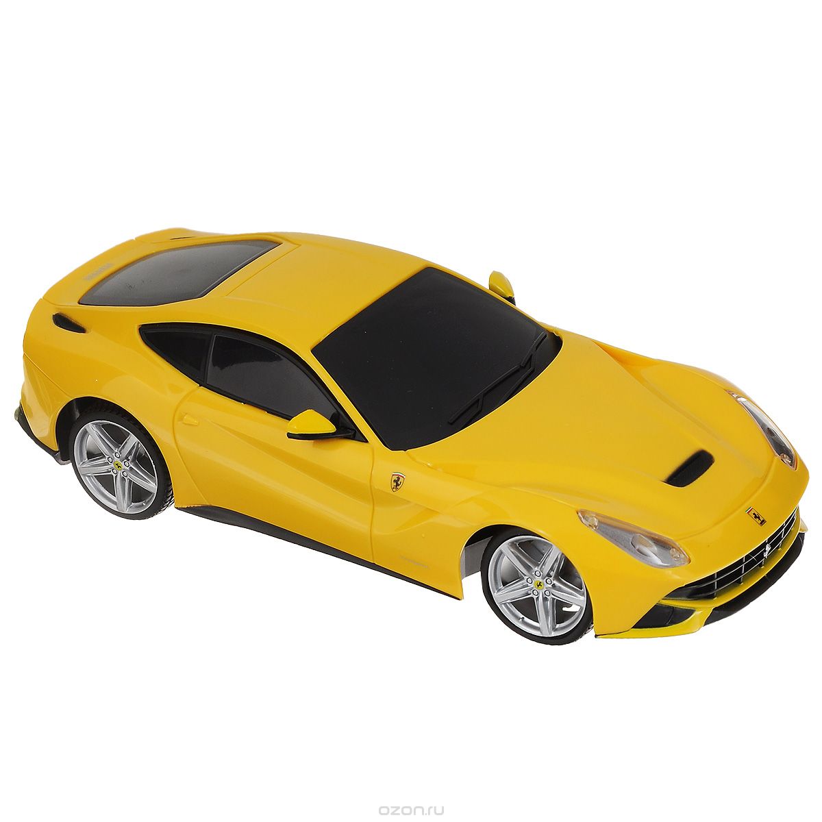 Maisto Радиоуправляемая модель Ferrari F12 Berlinetta цвет желтый масштаб 1:1481241_желтый Maisto Радиоуправляемая модель Ferrari F12 Berlinetta цвет желтый масштаб 1:1481241_желтыйРадиоуправляемая модель Maisto Ferrari F12 Berlinetta с ярким привлекающим внимание дизайном обязательно понравится всем любителям гоночных автомобилей. Корпус выполнен из высококачественного пластика. Машина представляет собой копию, уменьшенную от реального прототипа в 14 раз. Машина высокодетализирована, с настоящими боковыми зеркалами, двери не открываются. Имеются световые эффекты: горят передние и задние фары. Двигается в нескольких направлениях: вперед, назад, вправо, влево. Автомобиль оснащен профессиональным передатчиком с частотой 27 MHz. Управление с помощью трехканального пульта управления (поставляется в комплекте). В комплекте инструкция по эксплуатации на русском языке. Для работы машины рекомендуется докупить 6 батареек напряжением 1,5V типа АА (товар комплектуется демонстрационными). Для работы пульта управления необходимо докупить 2 батарейки напряжением 1,5V типа ААА (товар комплектуется демонстрационными).