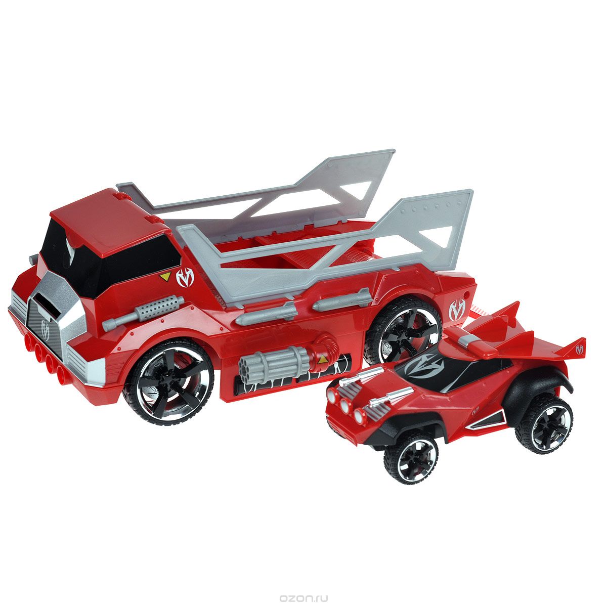 Maisto Машина на радиоуправлении Menace Hauler + Scout X3 цвет красный81120 Maisto Машина на радиоуправлении Menace Hauler + Scout X3 цвет красный81120Радиоуправляемая модель Maisto Menace Hauler+Scout X3 непременно понравится любому мальчику. Набор выполнен из безопасного пластика и включает хаулер и машинку. С помощью пульта управления можно управлять либо хаулером, либо машинкой. Хаулер способен стрелять дисками. Машинка представляет собой разведывательный автомобиль, который оснащен рулевым управлением и механизмом переднего и заднего хода. Съедь с автоматически загружаемого наклонного трапа, оцени ситуацию и возвращайся: трап поднимется автоматически, когда автомобиль снова окажется на борту. В комплект входит хаулер, машина, пульт управления, 12 дисков и инструкция по эксплуатации на русском языке. Порадуйте своего ребенка таким замечательным подарком! Характеристики: Диаметр диска: 4 см. Размер хаулера (ДхШхВ): 37 см х 21 см х 12 см. Размер машинки (ДхШхВ): 17,5 см х 9 см х 7 см. Размер упаковки (ДхШхВ): 53 см x 25,5 см x 22,5 см. Изготовитель: Китай. ...