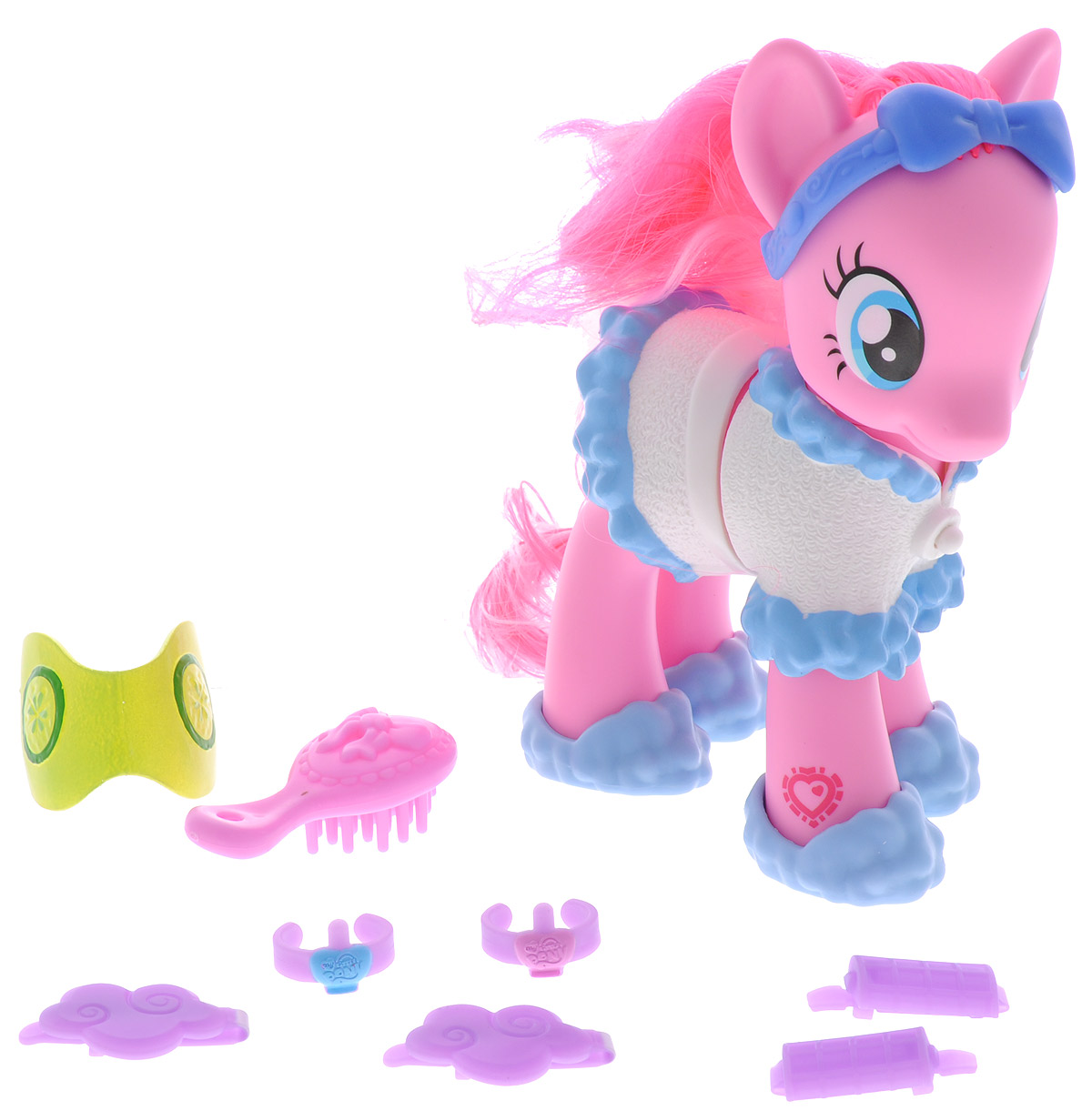 My Little Pony Игровой набор Пони-модница Pinkie PieB0360_B3018 My Little Pony Игровой набор Пони-модница Pinkie PieB0360_B3018Игровой набор My Little Pony Пони-модница. Pinkie Pie привлечет внимание вашей малышки и не позволит ей скучать. Он включает фигурку пони Pinkie Pie, расческу, заколки для волос, бигуди и украшения. Игрушка выполнена из пластика и представляет собой очаровательную пони с большими выразительными глазками и длинной розовой гривой и хвостом. Пони собирается отдыхать, она одета в белый домашний костюмчик, на голове у нее - модный ободок, а на ногах - симпатичные тапочки. Ваша малышка сможет сделать пони красивую прическу с помощью расчески и заколок. Головка игрушки поворачивается. Ваша малышка будет часами играть с набором, придумывая различные истории. Порадуйте ее таким замечательным подарком!