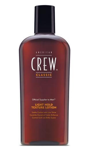 American Crew Текстурирующий лосьон слабой фиксации Classic Light Hold Texture Lotion 250 мл7209147000 American Crew Текстурирующий лосьон слабой фиксации Classic Light Hold Texture Lotion 250 мл7209147000Текстурирующий лосьон American Crew Classic Light Hold Texture Lotion предназначен для слабой фиксации волос, придавая им естественный и легкий блеск. ПВП сополимер придает волосам необходимый объем, а ланолин увлажняет их, усиливая стойкость прически. Благодаря входящему в состав зерновому крахмалу, вы получите контроль над своими локонами, и укладывая их в прическу, волосы не потеряют свой естественный вид. Текстурирующий лосьон от American Crew - это отличный выбор для тех, кто хочет получить фиксацию без использования множества продуктов для стайлинга.
