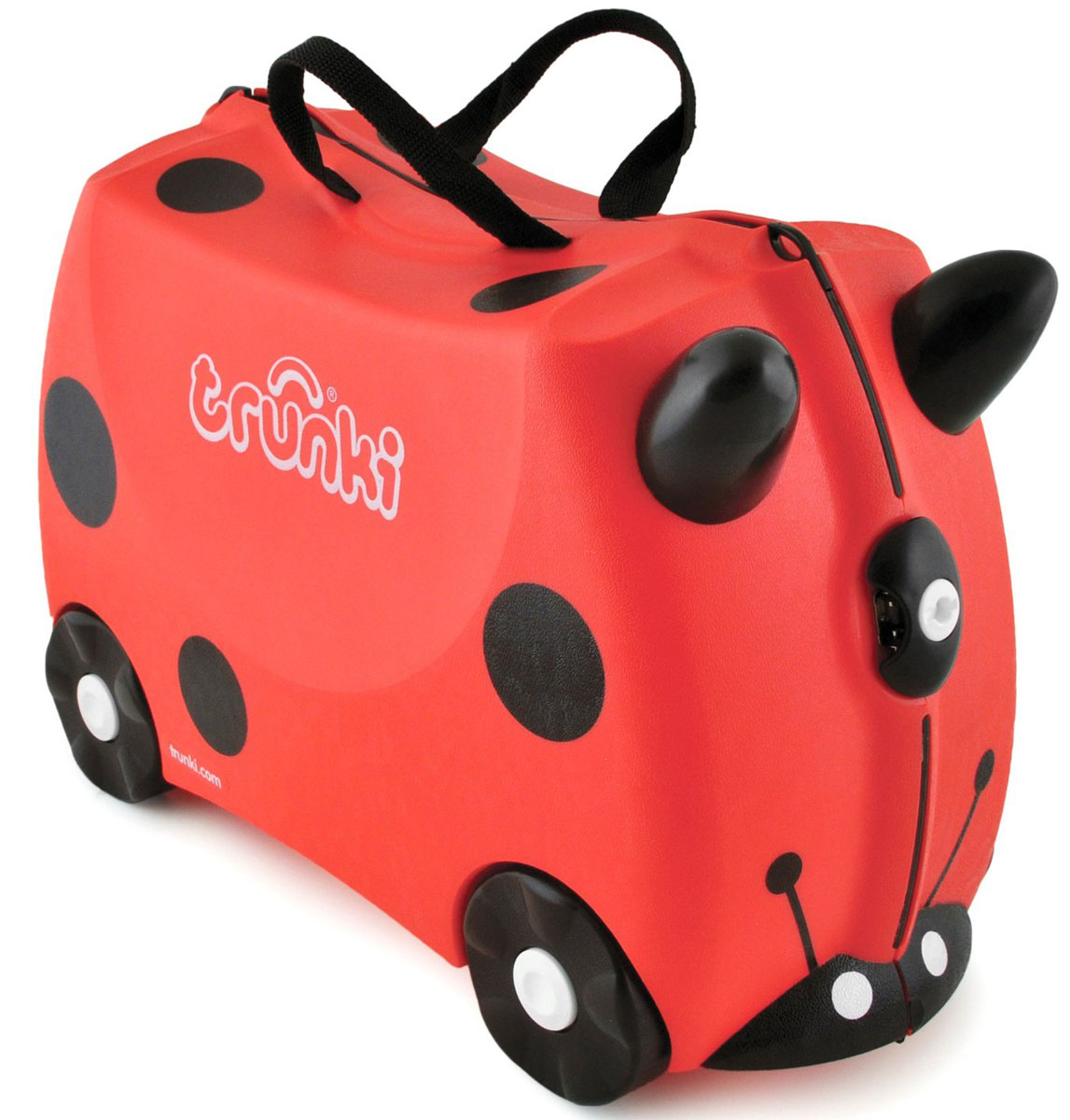 Trunki Чемодан-каталка Божья коровка0092-GB01-P1 Trunki Чемодан-каталка Божья коровка0092-GB01-P1Детский чемодан-каталка Trunki Божья коровка - оригинальный чемодан на колесах, созданный, чтобы избавить маленьких путешественников от скуки и усталости. Корпус чемодана выполнен в форме седла, чтобы маленькому наезднику было комфортно сидеть. Его расцветка напоминает божью коровку, и когда катишься на нем, можно представлять, что летишь над землей на спине гигантского насекомого. Малыш может держаться за специальные рожки на передней части чемодана. Форма рожек специально разработана для детских ручек. Чемодан имеет 4 колеса и стабилизаторы, которые не позволят чемодану опрокинуться. Для переноски у чемодана предусмотрены 2 текстильные ручки, а также ремень через плечо, который можно использовать для буксировки чемодана. Чемодан содержит вместительное отделение с фиксирующейся Х- образной резинкой. Также в чемодане имеется длинный кармашек для мелочей. Закрывается чемодан на две защелки. Крышка чемодана плотно прилегает к основанию, уплотнитель между...