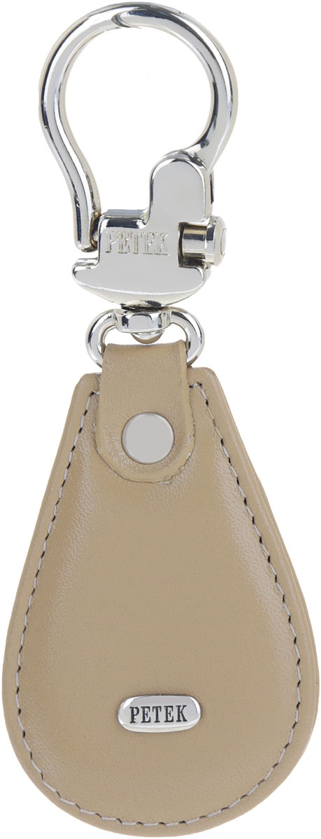 Брелок женский Petek 1855, цвет: бежевый. 508.4000.13508.4000.13 Beige Брелок женский Petek 1855, цвет: бежевый. 508.4000.13508.4000.13 BeigeСтильный женский брелок Petek 1855 выполнен из натуральной кожи. Изделие оформлено металлической пластиной с гравировкой бренда и оснащено металлическим карабином. Брелок упакован в фирменную коробку. Такой брелок станет стильным дополнением к ключам.