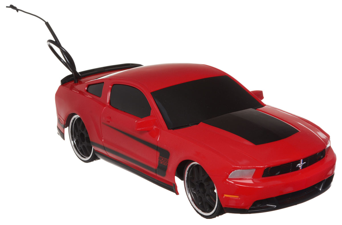 Jada Радиоуправляемая модель Ford Mustang Boss 302 цвет красный84210-2 Jada Радиоуправляемая модель Ford Mustang Boss 302 цвет красный84210-2Радиоуправляемая модель Jada Ford Mustang Boss 302 привлечет к себе внимание не только детей, но и взрослых. Машина является точной уменьшенной копией настоящего автомобиля в масштабе 1:16. Машина при помощи пульта управления движется вперед, дает задний ход, поворачивает влево и вправо, останавливается. Модель обладает высокой стабильностью движения, что позволяет полностью контролировать его процесс, управляя уверенно без суеты. Радиоуправляемые игрушки способствуют развитию координации движений, моторики и ловкости. Такая модель автомобиля станет отличным подарком человеку, ценящему оригинальность и изысканность, а качество исполнения представит такой подарок в самом лучшем свете. Машина работает от встроенного аккумулятора, который заряжается при помощи USB-кабеля (входит в комплект). Пульт работает от 2 батареек типа АА (входят в комплект).