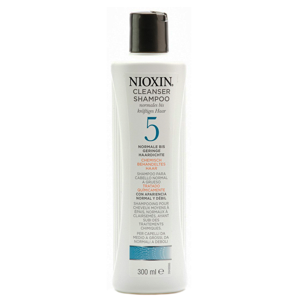 Nioxin Cleanser Очищающий шампунь (Система 5) System 5, 300 мл81274176 Nioxin Cleanser Очищающий шампунь (Система 5) System 5, 300 мл81274176Шампунь очищающий Система 5 Cleanser System 5 Nioxin предназначен для жестких и непослушных волос. Средство мягко очищает кожу головы и защищает ее от вредного влияния внешней среды. Шампунь от Ниоксин содержит протеины и аминокислоты, которые разглаживают и укрепляют структуру волоса, делая ее эластичной и сильной.