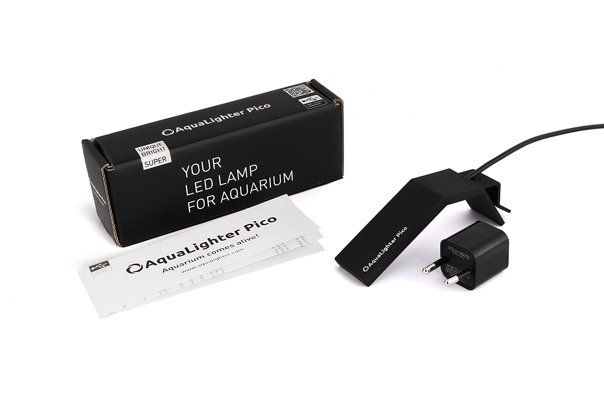 Светильник LED AquaLighter Pico, цвет: черный, 10 л, 6000К8768 Светильник LED AquaLighter Pico, цвет: черный, 10 л, 6000К8768Предназначен для пресноводных аквариумов до 10л. Экономный - потребляемая мощность 1.7 Вт, эффективный - ярче стандартных аквариумных ламп. Идеально подходит для DAQUARIUM. Цвет - чёрный. Светильник очень прост в установке и использовании, лучшее решение для содержания креветок и мелких видов рыб, таких как киллифиш, микрорасбор Галактика, петушков и др. в аквариумах сверхмалых объемов.