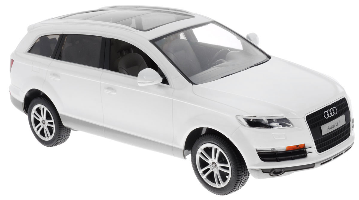 Rastar Радиоуправляемая модель Audi Q7 цвет белый масштаб 1:1427400 Rastar Радиоуправляемая модель Audi Q7 цвет белый масштаб 1:1427400Радиоуправляемая модель Rastar Audi Q7 обязательно привлечет внимание вашего ребенка! Все дети хотят иметь в наборе своих игрушек ослепительные, невероятные и модные автомобили на радиоуправлении. Тем более, если это автомобиль известной марки с проработкой всех деталей, удивляющий приятным качеством и видом. Одной из таких моделей является автомобиль на радиоуправлении Rastar Audi Q7. Это точная копия настоящего авто в масштабе 1:14. Автомобиль обладает неповторимым провокационным стилем и спортивным характером. Потрясающая маневренность, динамика и покладистость - отличительные качества этой модели. Возможные движения: вперед, назад, вправо, влево, остановка. При движении загораются фары и стоп- сигналы. Для работы машины необходимо купить 5 батареек типа АА (не входят в комплект). Для работы пульта управления необходимо купить батарейку типа Крона (не входит в комплект).