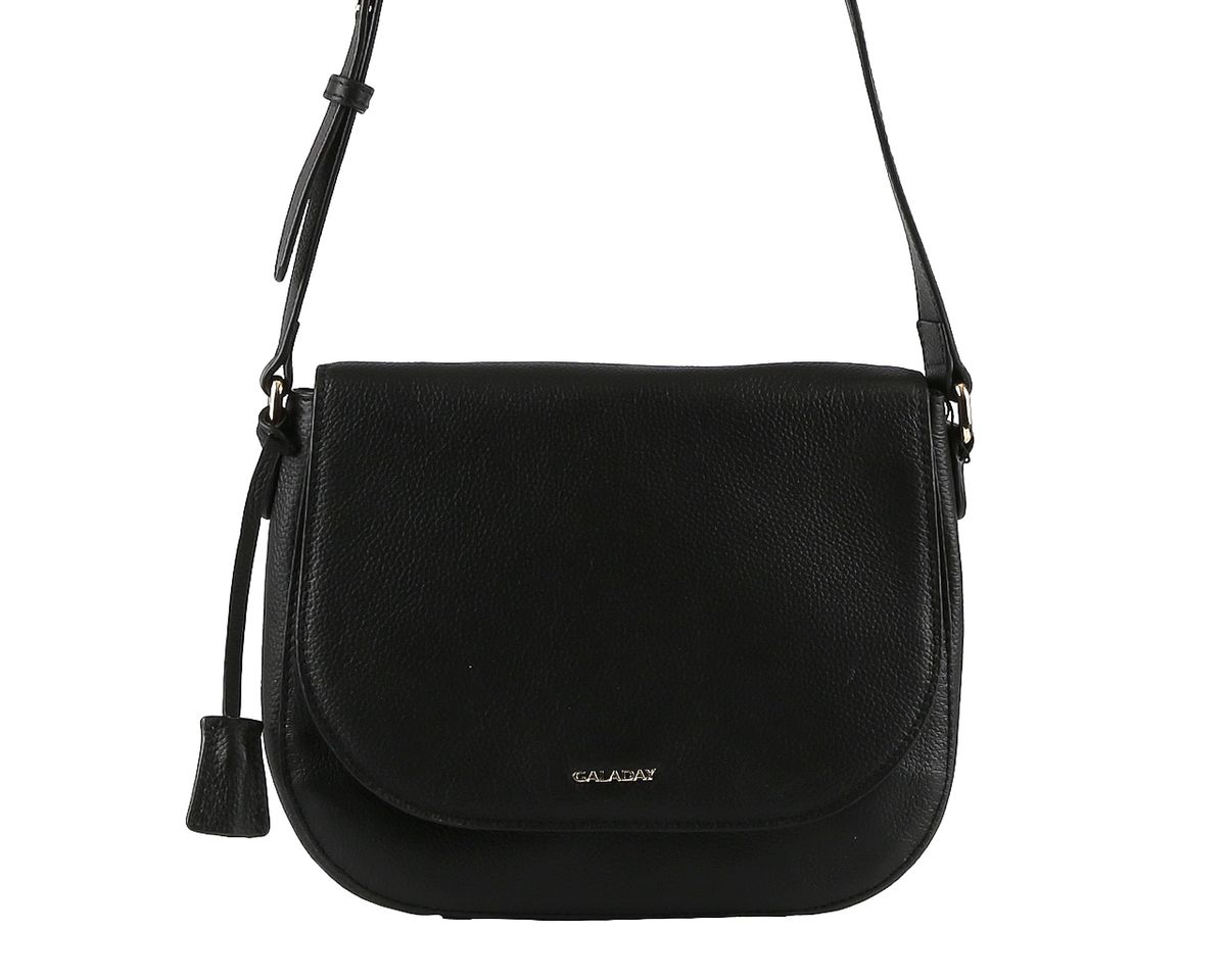 Сумка женская Galaday, цвет: черный. GD4714GD4714-black Сумка женская Galaday, цвет: черный. GD4714GD4714-blackСтильная женская сумка Galaday выполнена из натуральной кожи с зернистой фактурой, декорирована изящным замком на плечевом ремне, а также подвесками и металлической пластиной с символикой бренда. Изделие содержит одно отделение, которое закрывается клапаном на магнитную кнопку и дополнительно на молнию. Внутри расположены два накладных кармашка для мелочей, карман-средник на молнии и врезной карман на молнии. Снаружи, на задней стороне сумки, размещен накладной карман. Сумка оснащена плечевым ремнем регулируемой длины. Дно изделия оснащено металлическими ножками. Оригинальный аксессуар позволит вам завершить образ и быть неотразимой.