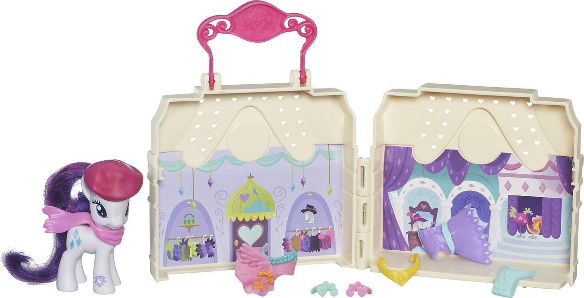 My Little Pony Набор фигурок Магазин одежды РаритиB3604_В5390 My Little Pony Набор фигурок Магазин одежды РаритиB3604_В5390Когда дело касается моды, то Рарити нет равных. Она обожает по телефону заказывать наряды в магазине одежды! Рарити будет примерять ослепительные наряды и аксессуары в наборе Магазин одежды и в каждом из них будет выглядеть великолепно. Выберет ли она тиару или шляпу к своему наряду? А еще, когда нужно идти в другое место, магазин одежды можно сложить, чтобы его удобно было хранить или взять с собой! Отсканируйте ожерелье Рарити в приложении My Little Pony Friendship Celebration (устройство не входит в комплект), чтобы открыть ее виртуальный персонаж! На ножке фигурки есть специальный символ, который позволит разблокировать игру для смартфона. Делать покупки вдвойне веселее, если это Магазин одежды Рарити!