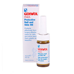Gehwol Med Protective Nail and Skin Oil - Масло для защиты ногтей и кожи 15 мл1*40201 Gehwol Med Protective Nail and Skin Oil - Масло для защиты ногтей и кожи 15 мл1*40201Масло для защиты ногтей и кожи Геволь мед (Gehwol med Protective Nail and Skin Oil) cодержит такие высококачественные продукты для ухода за ногтями и кожей, какими являются зародыши пшеницы, пантенол и бисаболол. Надежное по своему действию активное вещество клотримазол предотвращает возникновение грибковых инфекций. Хрупкие, ломкие ногти становятся эластичными и красивыми, приобретают естественный здоровый блеск. Проверено по дерматологическим показателям. Назначение: предназначено для эффективной защиты от грибковых заболеваний, осуществляет уход за кожей и ногтями, поддерживая их в здоровом и эластичном состоянии.