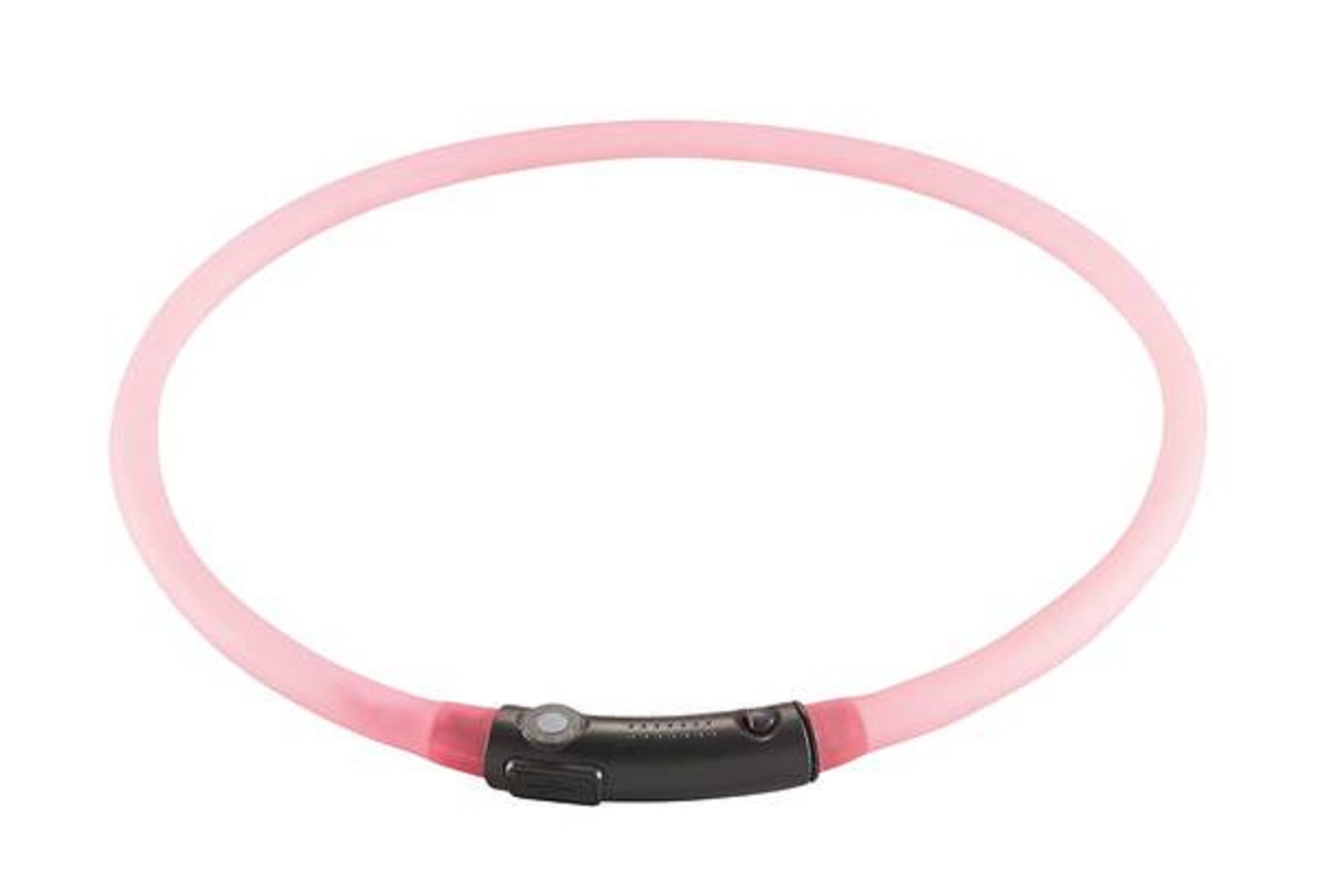 Светящийся шнурок Hunter на шею LED 20-70 см розовый90235 Светящийся шнурок Hunter на шею LED 20-70 см розовый90235Hunter cветящийся шнурок на шею LED 20-70 см диаметр 1 см розовый Практичный светодиодный силиконовый шнурок. Видимость до 500 метров. Аккумулятор заряжается через USB. Водостойкий. 2 режима свечения (мигание и постоянный режим). Для уменьшения размера, просто отрежьте кусочек шнура ножницами. Время непрерывной работы 2-3 часа. Время полной зарядки около 60 минут.