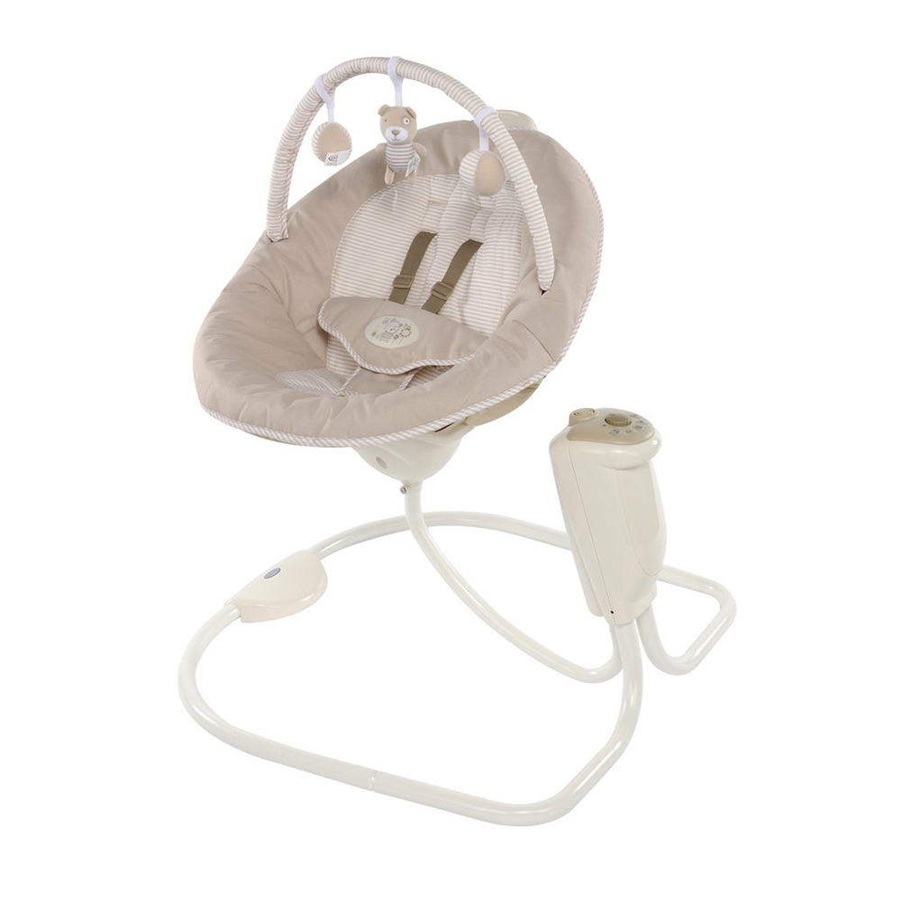 Graco Качели Snuggle Swing Benny and Bell1832542 Graco Качели Snuggle Swing Benny and Bell1832542Нежные мелодии и встроенная перекладина с игрушками помогают успокоить малыша и стимулируют его развитие. Съемная перекладина со съемными игрушками. 6 скоростей укачивания. Сиденье устанавливается в 4 положения на выбор. Спинка имеет 2 положения наклона. 6 скоростей укачивания. Сиденье класса люкс с 5- точечными ремнями безопасности, оснащенными мягкой набивкой. 10 музыкальных мелодий и 5 звуков природы. Для детей с рождения и до 9 месяцев, весом до 9 кг. Работает от 4 элементов питания типа D-LR20 (1,5 В) (не входят в комплект) или от сети.