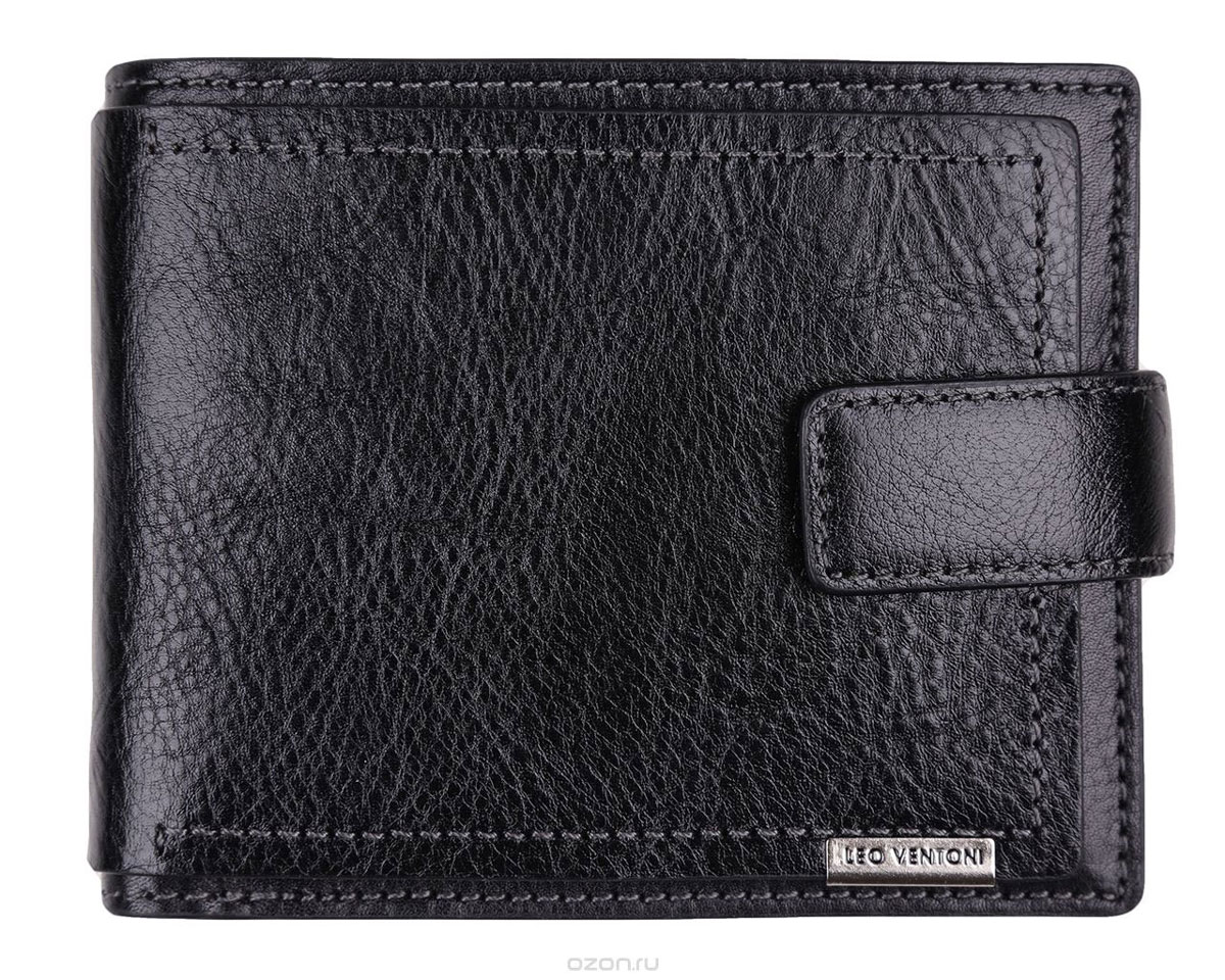 Кошелек мужской Leo Ventoni, цвет: черный. L330771L330771 nero Кошелек мужской Leo Ventoni, цвет: черный. L330771L330771 neroОригинальный мужской кошелек Leo Ventoni, выполненный из натуральной кожи, оформлен прострочкой и металлической фурнитурой. Изделие раскладывается и закрывается хлястиком на кнопку. Внутри кошелька расположены два отсека для купюр, в одном из которых четыре отделения для кредитных карт, отделение для монет с клапаном на кнопке, один карман для чеков, кармашек с прозрачным пластиковым окошком, пять боковых карманов для мелочей и три кармашка для визиток. Изделие поставляется в фирменной упаковке. Стильный кошелек Leo Ventoni станет отличным подарком для человека, ценящего качественные и практичные вещи.