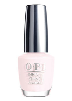 OPI Infinite Shine Лак для ногтей Beyond Pale Pink, 15 млISL35 OPI Infinite Shine Лак для ногтей Beyond Pale Pink, 15 млISL35“Линия Infinite Shine была разработана в ответ на желание покупателей получить лаковые покрытия, по свойствам не уступающие гелевым, которые при этом имели бы самые модные оттенки, обладали уникальной формулой и носили культовые имена, которыми так знаменита компания OPI,” - объясняет Сюзи Вайс-Фишманн, соучредитель и исполнительный вице-президент OPI. “Покрытие Infinite Shine наносится и снимается точно так же, как и обычные лаки для ногтей, однако вы получаете те самые блеск и стойкость, которые отличают гелевую формулу!” Палитра Infinite Shine включает в себя широкий спектр оттенков, от нейтральных до ярко-красных, оранжевых, розовых, а далее до темно-серых, синих и черного. Лаки Infinite Shine имеют запатентованную формулу. Каждый флакон снабжен эксклюзивной кистью ProWide™ для идеального нанесения.