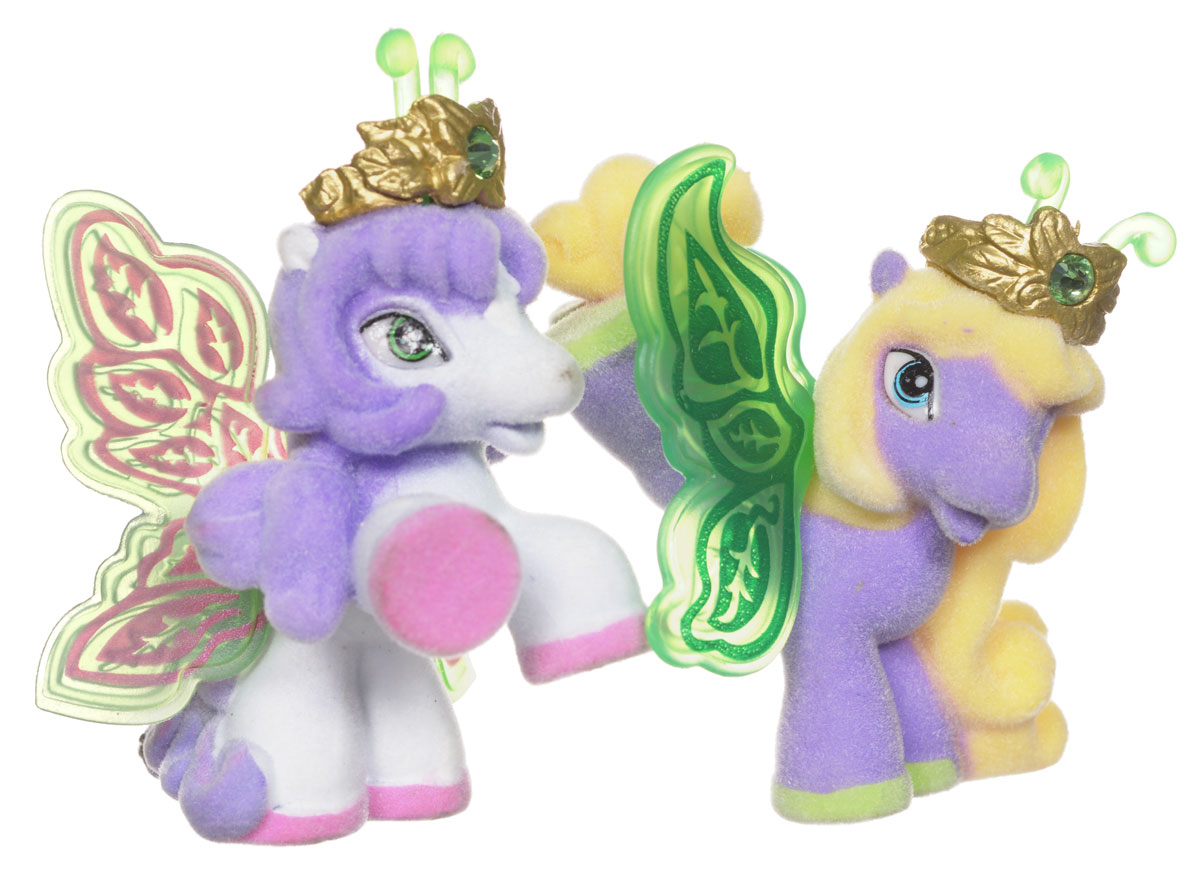 Filly Butterfly Набор мини-фигурок Лучшие друзья: Tia и NinaM770037-3850_Tia и Nina Filly Butterfly Набор мини-фигурок Лучшие друзья: Tia и NinaM770037-3850_Tia и NinaНабор мини-фигурок Butterfly Лучшие друзья: Tia и Nina придется по душе вашей дочурке, ведь все девочки обожают волшебных лошадок Filly! Набор включает лошадок-бабочек Тиа и Нина, а также две карточки и буклет коллекционера. У лошадок есть красочные крылья как у бабочек. Дизайн крыльев нанесен при помощи технологии тампонной печати. Благодаря этому яркие крылышки будут радовать ваше чадо в течение долгого времени. Также лошадки Филли отличаются от обычных усиками и короной. При помощи ярких усиков персонажи волшебного леса общаются между собой. Короны же украшены кристаллами Swarowski. Ваша дочурка с удовольствием будет играть с волшебными лошадками и устраивать приключения в мире Filly Butterfly!