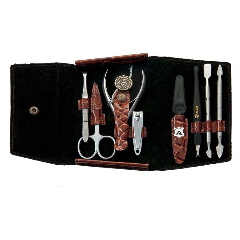 ZZinger Маникюрный набор zMs-1403-1 SM цвет: бордовый19014 ZZinger Маникюрный набор zMs-1403-1 SM цвет: бордовый19014Ман. набор 8 предметов (ножницы кутикульные, кусачки маникюрные, пилка алмазная, металлический двусторонний шабер 1, металлический двусторонний шабер 2, книпсер, триммер, пинцет). Чехол натуральная кожа. Цвет инструментов -матовое серебро. Оригинальня фирменная коробка