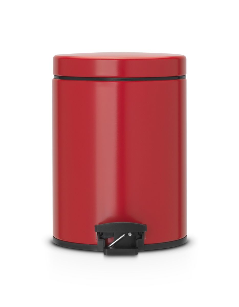 Ведро для мусора Brabantia, с педалью, цвет: красный, 5 л483707 Ведро для мусора Brabantia, с педалью, цвет: красный, 5 л483707Ведро для мусора Brabantia изготовлено из высококачественной стали с матовым покрытием. Прочное съемное ведро из пластика обеспечивает удобный вынос мусора. Надежный педальный механизм позволяет удобно выбрасывать мусор. Прочная не пропускающая запахи металлическая крышка предотвращает распространение запахов. Кроме того, она плавно и бесшумно закрывается. Сбоку расположена металлическая ручка, которая позволяет удобно перемещать бак. Противоскользящее основание обеспечивает отличную устойчивость даже на мокром и скользком полу. Пластиковый защитный обод предохраняет пол от повреждений. Для ведра идеально подходят мешки для мусора с завязками (размер B). Ведро для мусора Brabantia - идеальное решение для ванной комнаты и туалета!