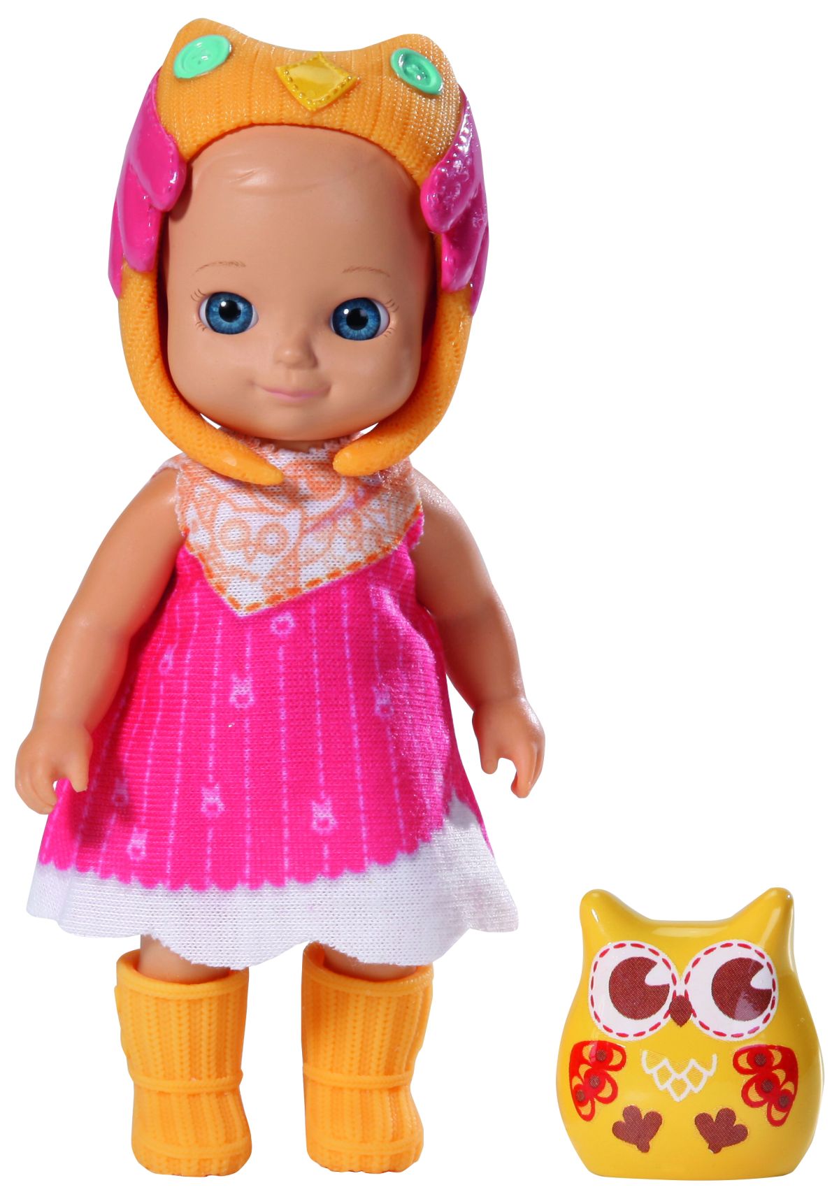 Chou Chou Мини-кукла Sunny920-060_Sunny Chou Chou Мини-кукла Sunny920-060_SunnyМини-кукла Chou Chou. Sunny займет внимание вашей малышки и подарит ей множество счастливых мгновений. Кукла изготовлена из пластика, ее голова, ручки и ножки подвижны. Куколка одета в розовое платьице с белой полоской, оранжевые сапожки и шапочку в виде совы. В комплект входит очаровательный питомец-сова, которая живет с куклой в волшебном мире сновидений и сказок. Благодаря играм с куклой, ваша малышка сможет развить фантазию и любознательность, овладеть навыками общения и научиться ответственности, а дополнительные аксессуары сделают игру еще увлекательнее. Порадуйте свою маленькую принцессу таким прекрасным подарком!
