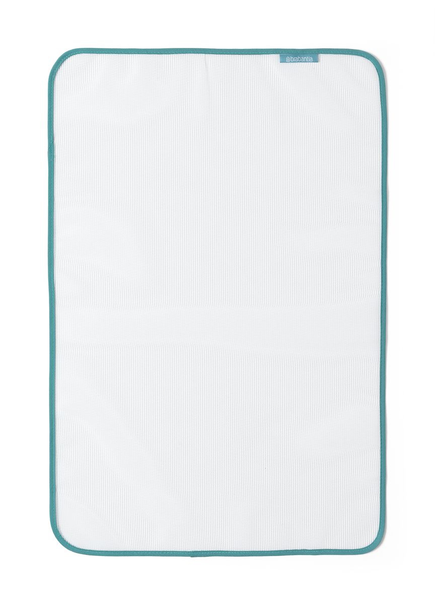 Ткань для глажения Brabantia, защитная, 59,5 х 39,5 см105487 Ткань для глажения Brabantia, защитная, 59,5 х 39,5 см105487Защитная ткань для глажения Brabantia надежно защищает даже самые деликатные ткани. Прозрачный сетчатый материал позволяет видеть утюжимый участок, гарантируя высокое качество глажения. На смену блестящим пятнам на одежде – блестящая улыбка на вашем лице! Особенности: Предупреждает появление во время глажения лоснящихся пятен на белье; Идеальное решение для глажения изделий из деликатных тканей (шелка, нейлона, вельвета, велюра); Благодаря прозрачной сетчатой ткани утюжимый участок хорошо просматривается, что гарантирует качество и безопасность глажения; Не подходит для глажения при температуре выше 200°C; 2 года гарантии Brabantia.