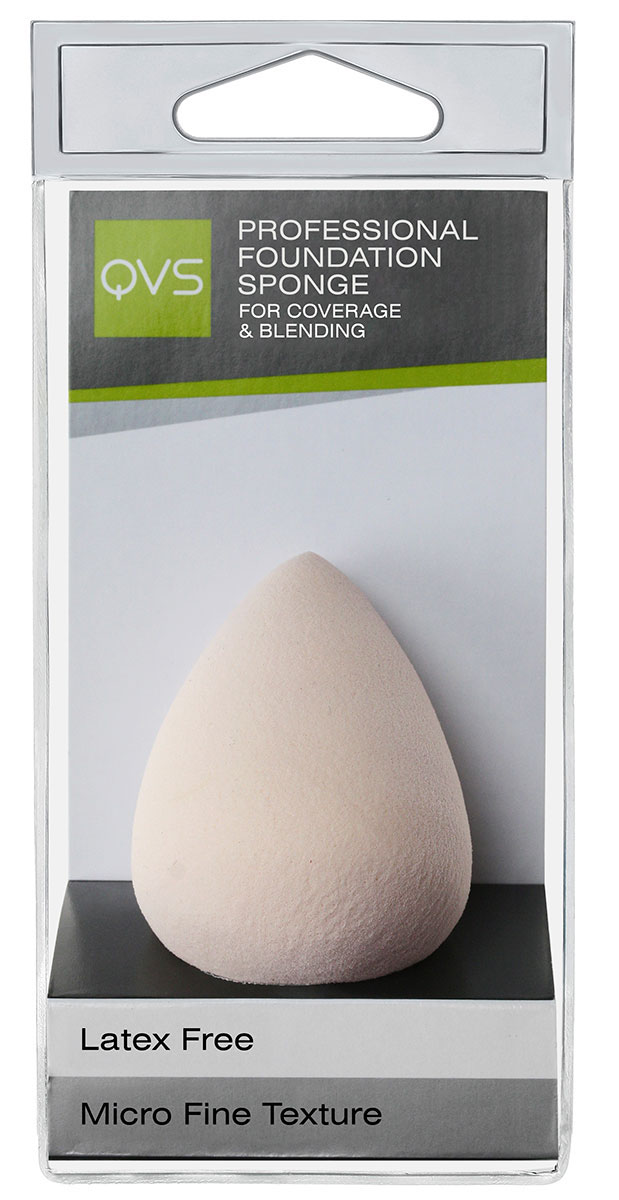 QVS Спонж профессиональный для основы макияжа PROFESSIONAL FOUNDATION SPONGE10-1511 QVS Спонж профессиональный для основы макияжа PROFESSIONAL FOUNDATION SPONGE10-1511Спонж профессиональный для нанесения основы макияжа.Округлая часть для нанесения на все лицо,остроконечная-для труднодоступных участков.Микропористая структура.Не содержит латекс,Нанесение,смешивание и растушевка тональной основы.