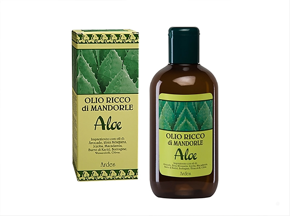 Ardes Масло обогащенное миндалем и Алое для лица, тела, волос, 250 мл. Olio Ricco di Mandorle Aloe LINEA RICCA ALOENLV881250 Ardes Масло обогащенное миндалем и Алое для лица, тела, волос, 250 мл. Olio Ricco di Mandorle Aloe LINEA RICCA ALOENLV881250Шелк для Вашей кожи. Оказывает успокаивающеедействие, укрепляющее, от растяжек, от морщин, питательное действие после солнца и после ванной, идеально подходит для массажа, оказывает защищающее действие от внешних факторов. Подходит для всехз типов кожи, как для деликатной и нежной кожи младенца так и для беременной женщины.