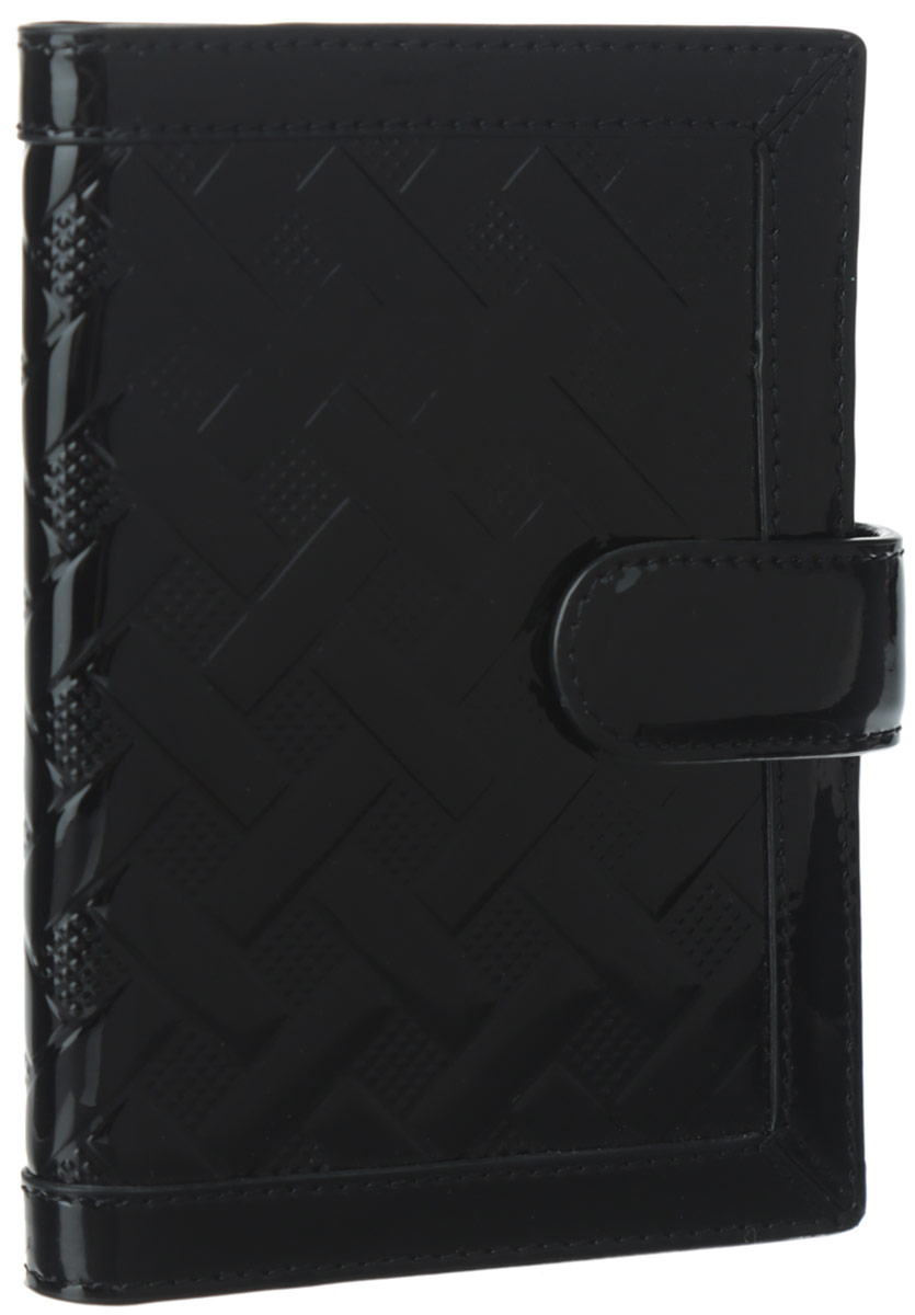 Обложка для документов женская Leo Ventoni, цвет: черный. L330422L330422-nero Обложка для документов женская Leo Ventoni, цвет: черный. L330422L330422-neroСтильная обложка для автодокументов Leo Ventoni выполнена из натуральной лаковой кожи, оформленной оригинальным тиснением. Подкладка из полиэстера. Изделие раскладывается пополам и закрывается хлястиком на магнитную кнопку. Внутри размещены вкладыш на металлической спирали из прозрачного мягкого пластика с пятью файлами для автодокументов, шесть кармашков для кредитных карт, два боковых кармана для вкладыша или паспорта и один боковой карман для мелочей. Изделие поставляется в фирменной упаковке. Оригинальная обложка для автодокументов Leo Ventoni станет отличным подарком для человека, ценящего качественные и практичные вещи.