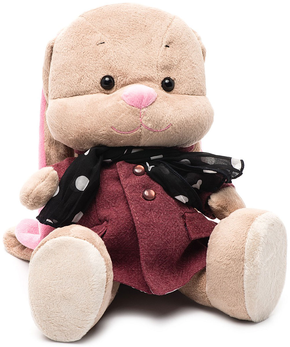 Maxi Toys Зайка Лин в пальто со стильным шарфомJL-004ST-25 Maxi Toys Зайка Лин в пальто со стильным шарфомJL-004ST-25Зайка Лин в стильном весннем пальто розового цвета и воздушным шарфом- настоящее украшение коллекции. Идет в наборе с подарочной коробкой с атласными ленточками и открыткой.